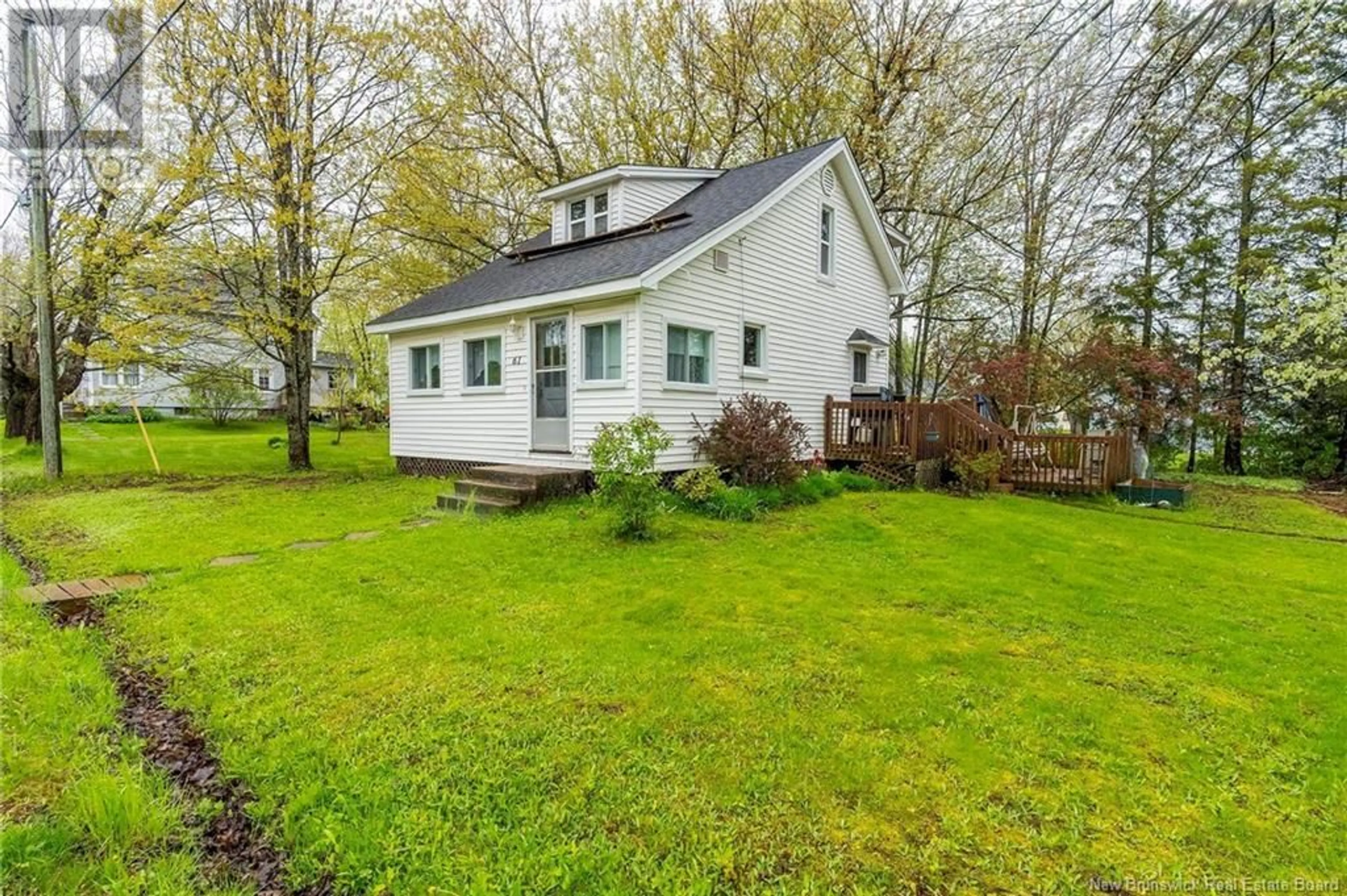 Unknown for 61 SMITH STREET, Salisbury New Brunswick E4G2R9