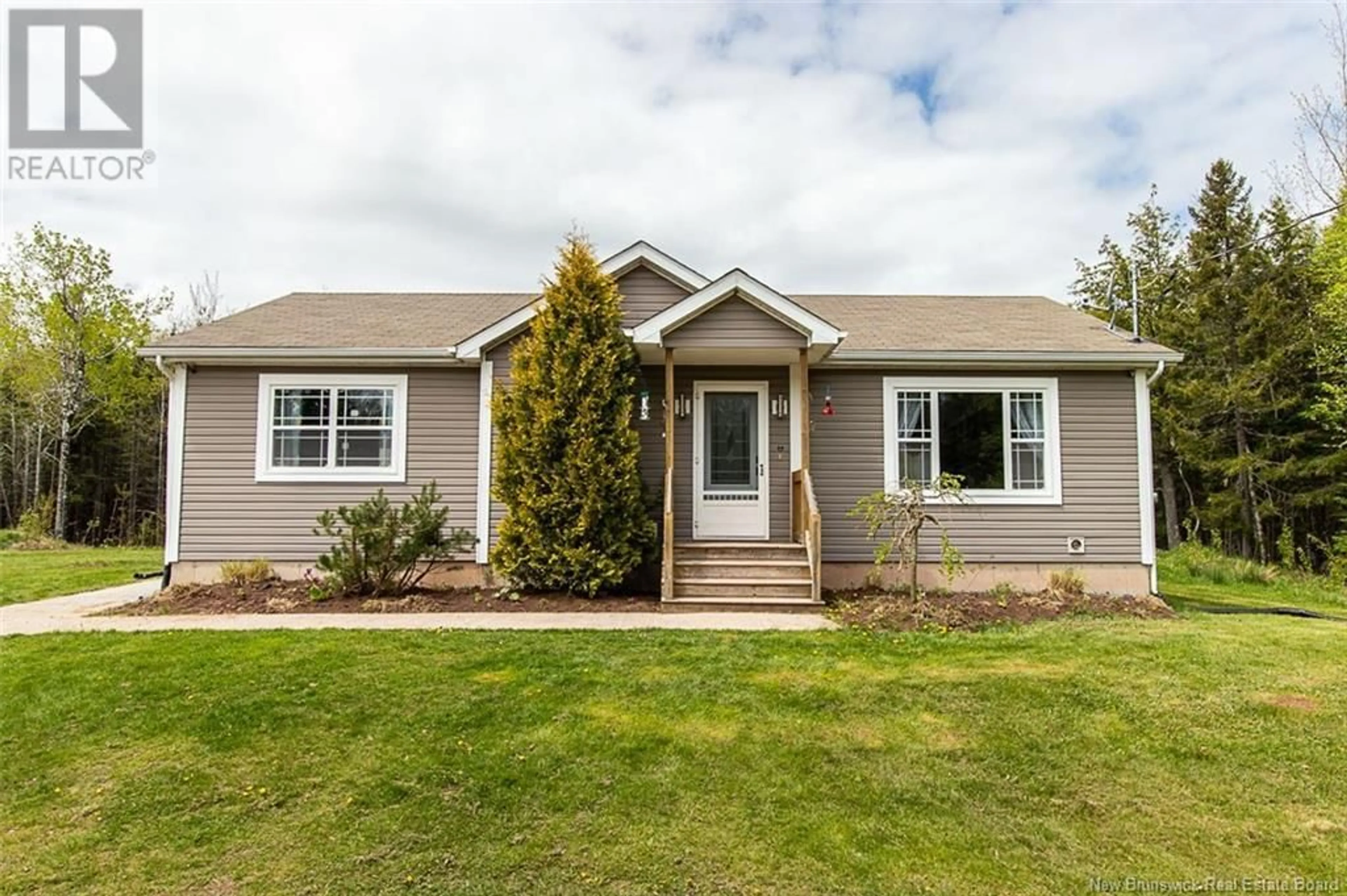 Home with vinyl exterior material, street for 98 SCOTCH SETTLEMENT ROAD, Irishtown New Brunswick E1H1P7