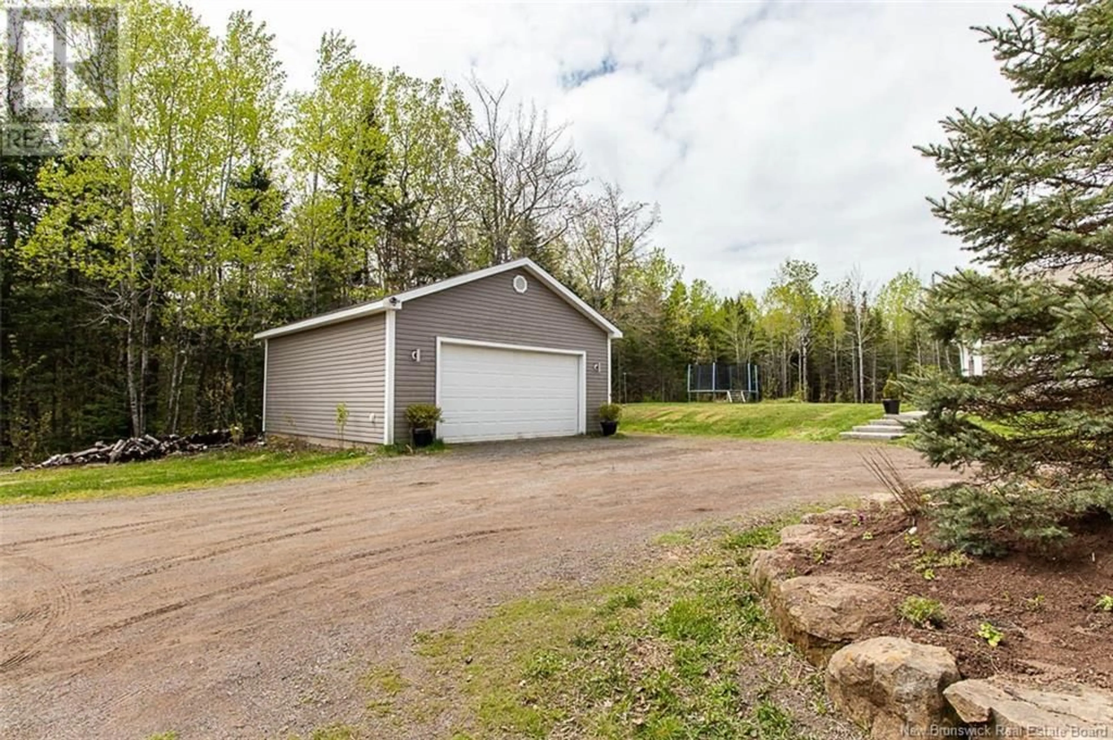 Indoor garage for 98 SCOTCH SETTLEMENT ROAD, Irishtown New Brunswick E1H1P7