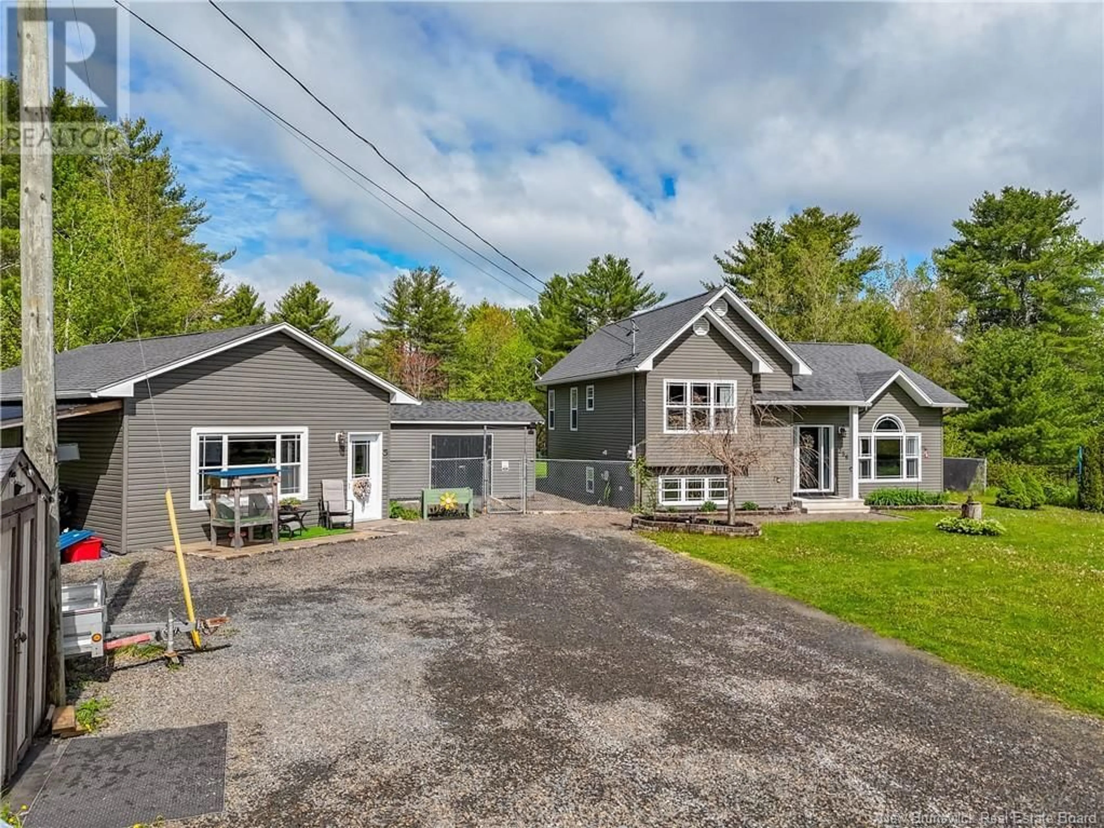 A pic from outside/outdoor area/front of a property/back of a property/a pic from drone, street for 356 WATERVILLE ROAD, Waterville-Sunbury New Brunswick E2V3S7