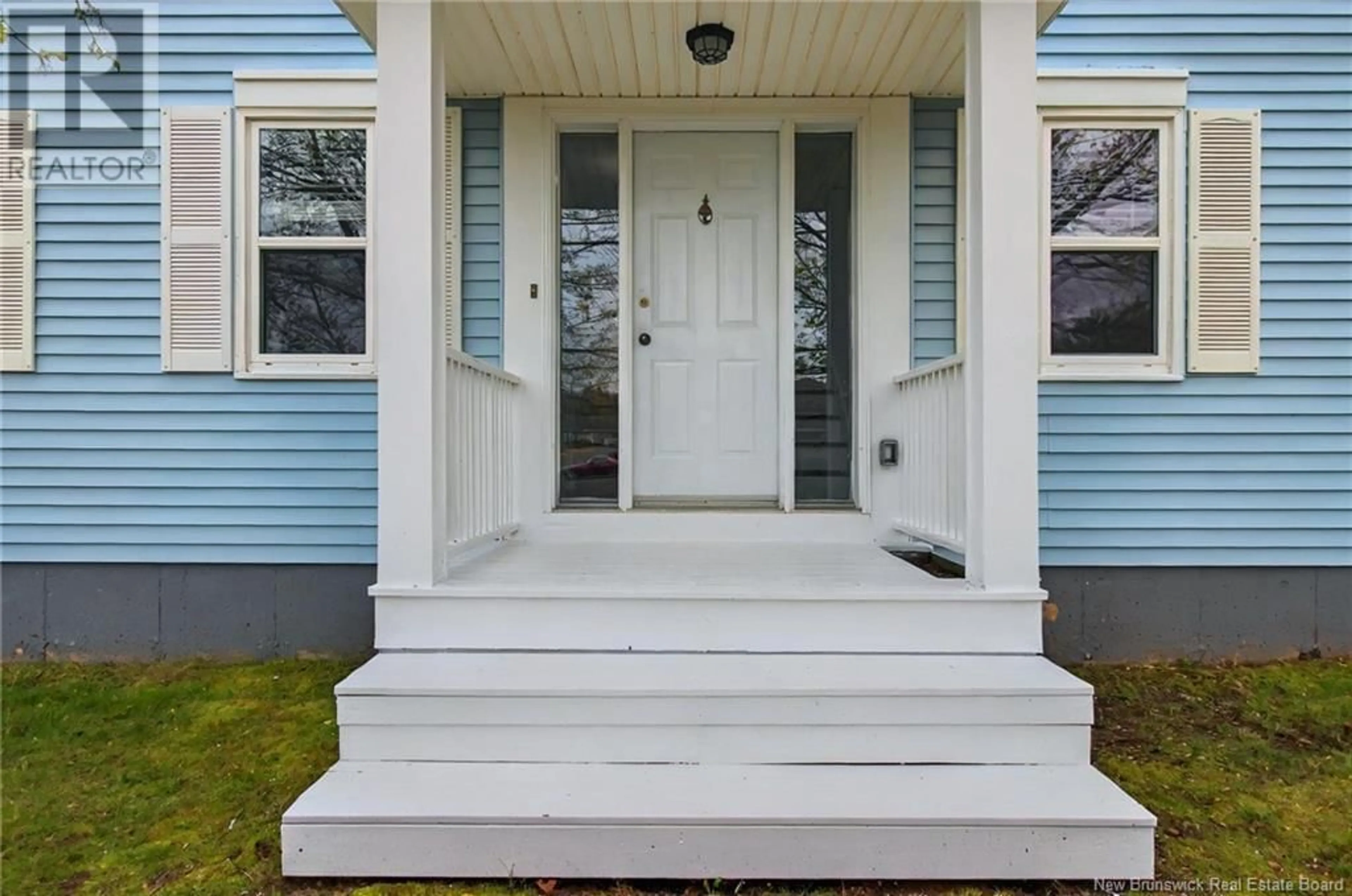 Home with vinyl exterior material, street for 67 CHARLOTTE STREET, Sackville New Brunswick E4C2Y5
