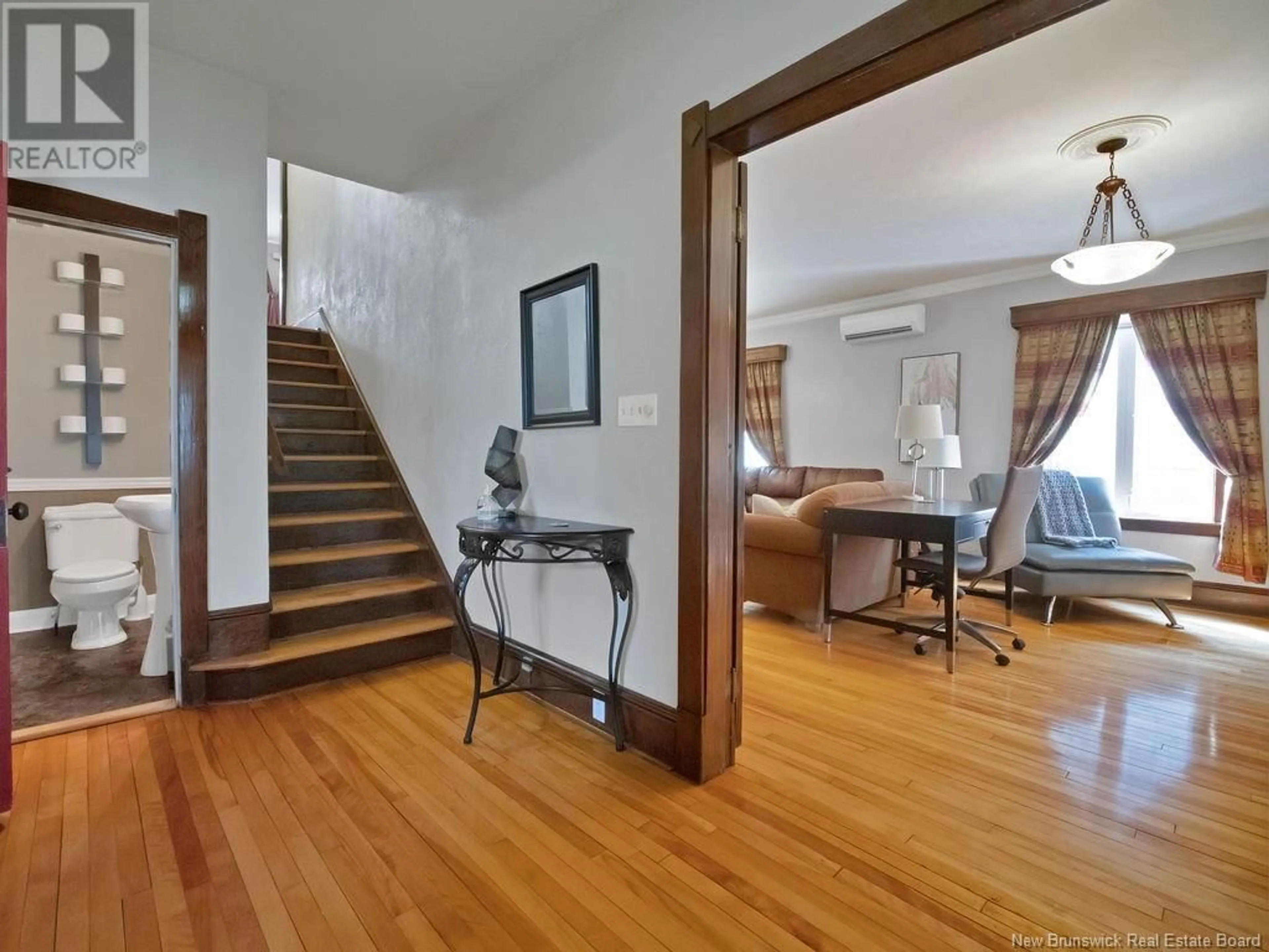Indoor foyer for 173 CHURCH, Moncton New Brunswick E1C4Z8