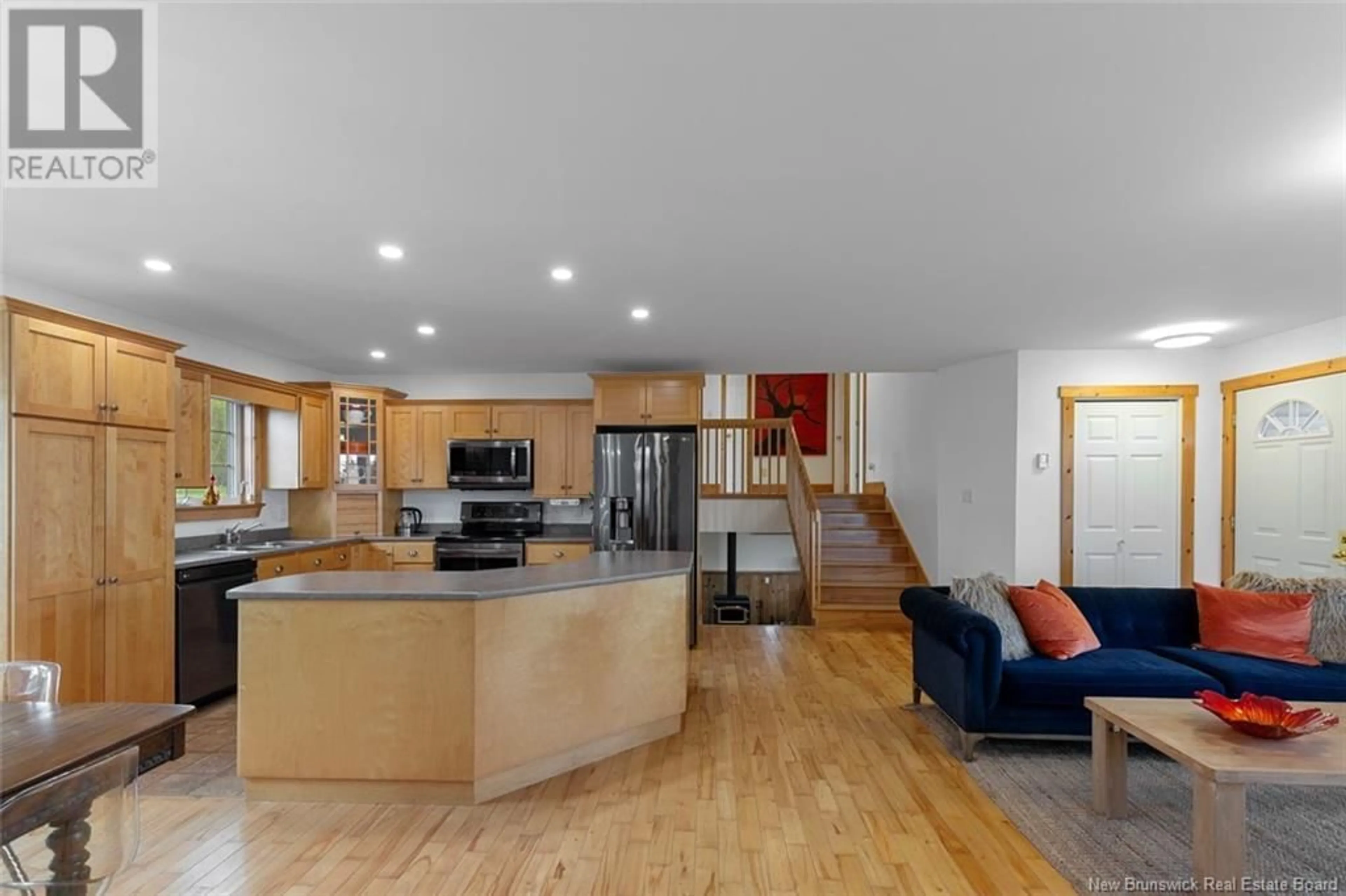 Open concept kitchen, unknown for 541 PRE D'EN HAUT, Memramcook New Brunswick E4K1K5