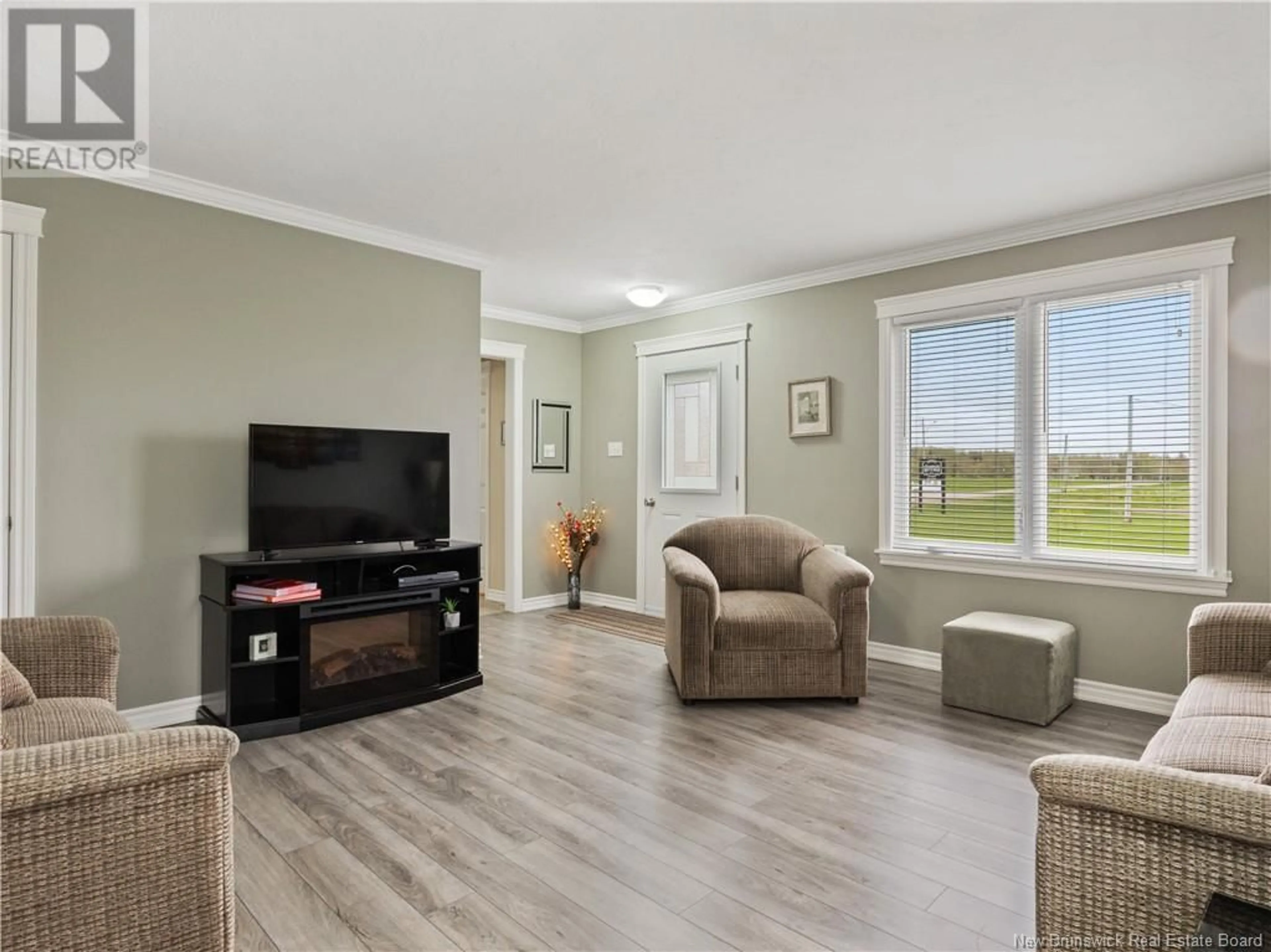 Living room with furniture, unknown for 513 DES PELLERIN ROAD, Sainte-Marie-De-Kent New Brunswick E4S1T3