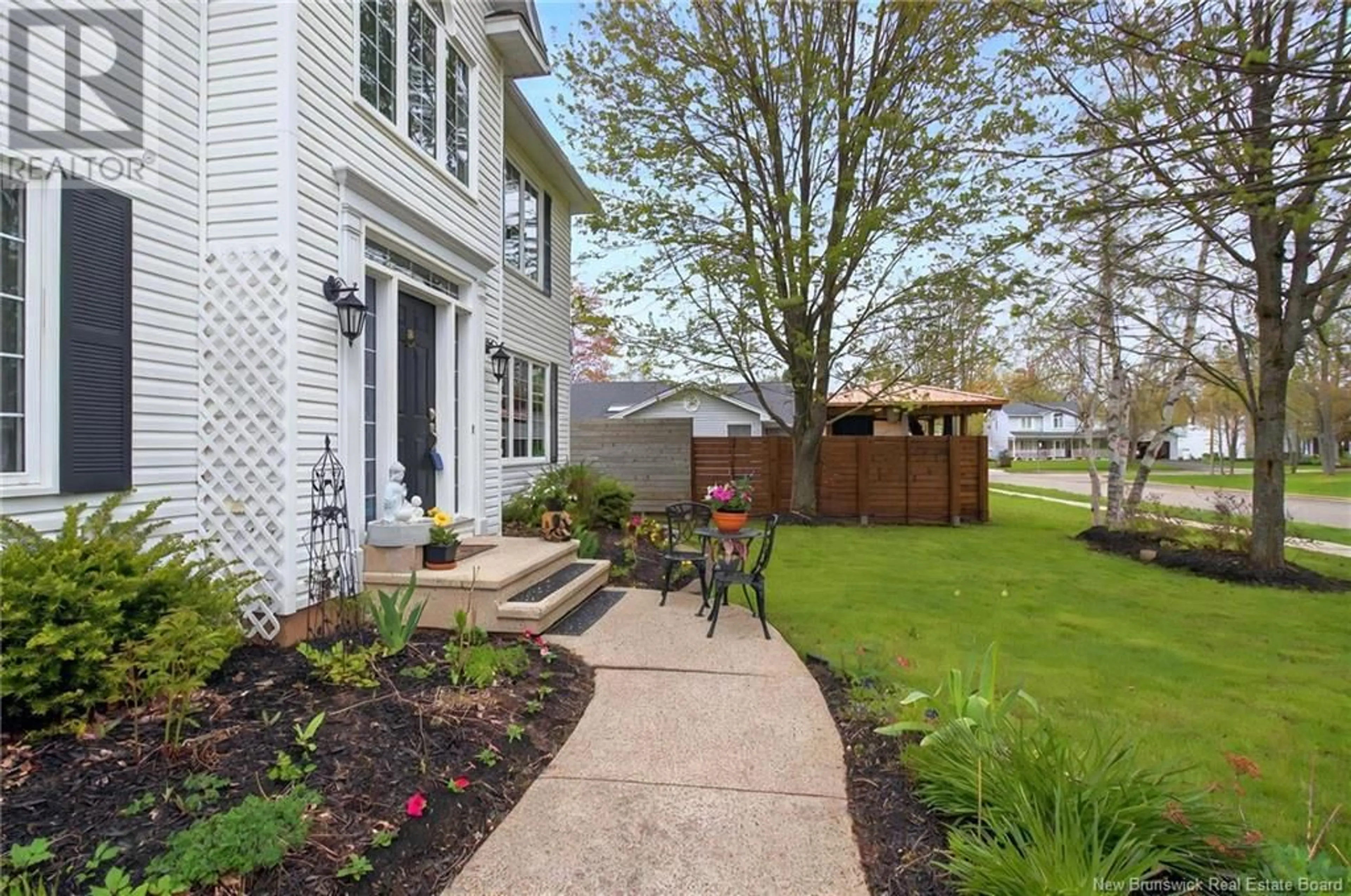 Patio, street for 17 TANGLEWOOD DRIVE, Moncton New Brunswick E1G2H6