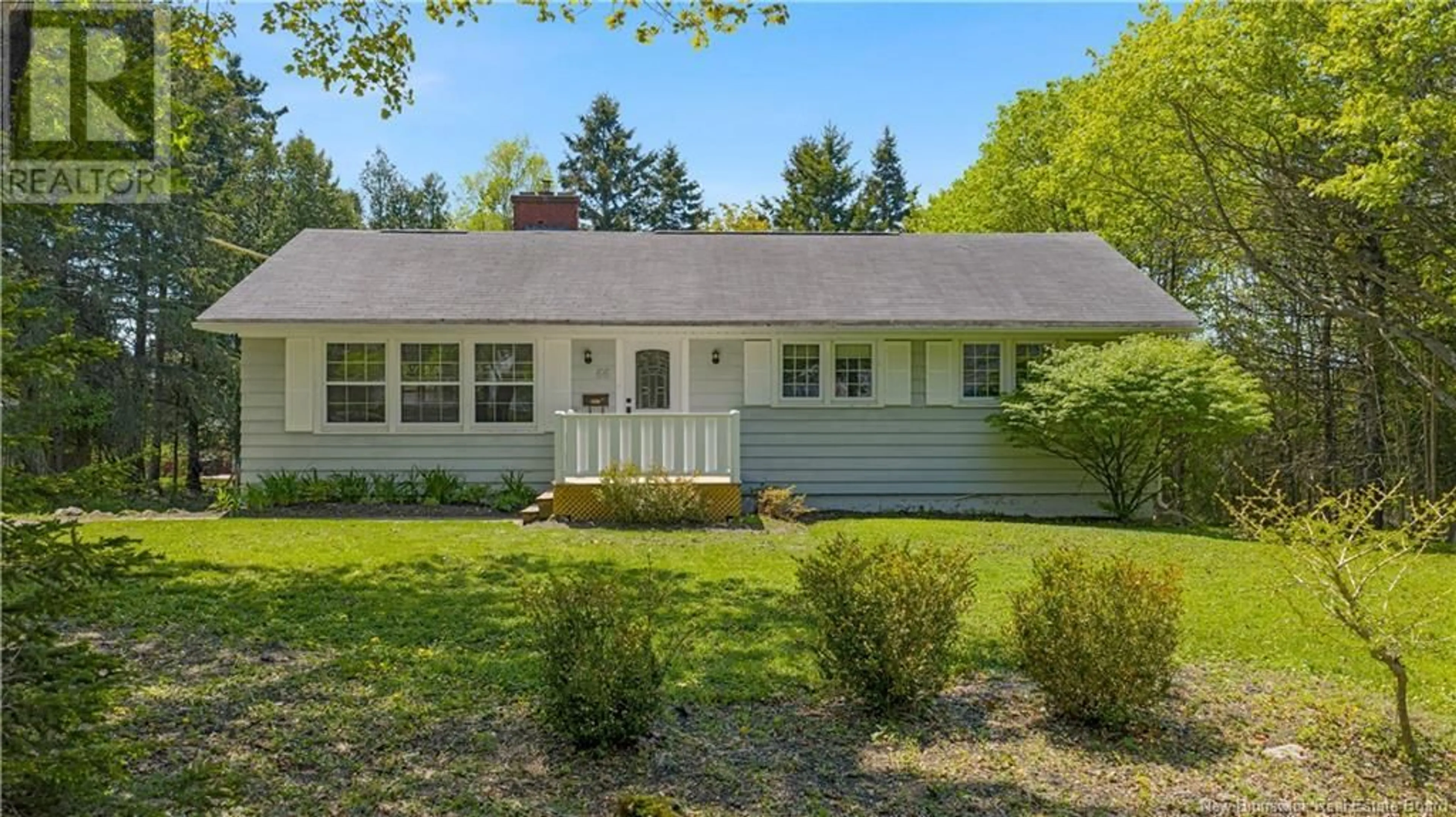 Home with vinyl exterior material, unknown for 66 BIRCH CRESCENT, Rothesay New Brunswick E2H1S6