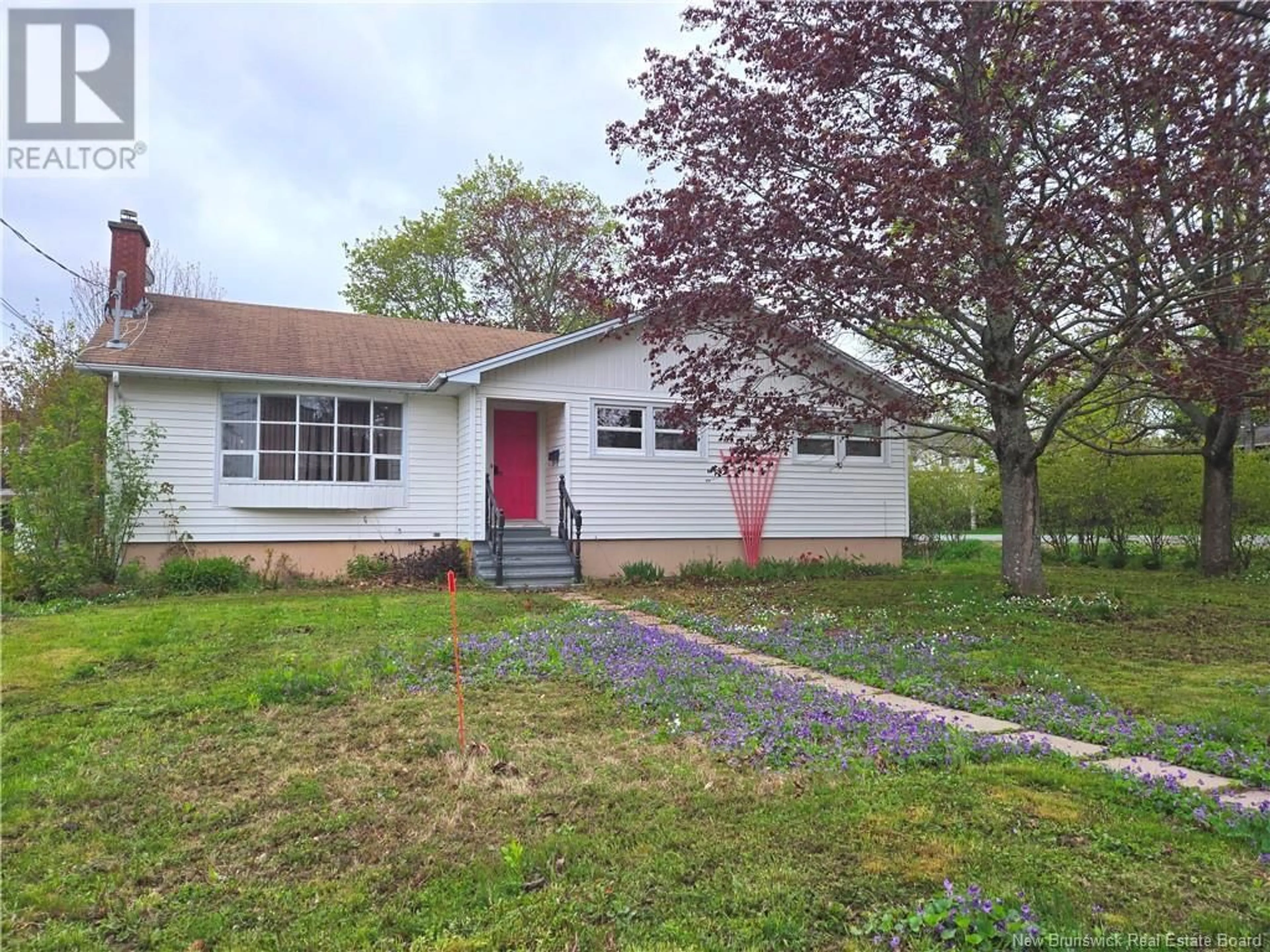 Home with vinyl exterior material, street for 701 YALE AVENUE, Riverview New Brunswick E1B2C3