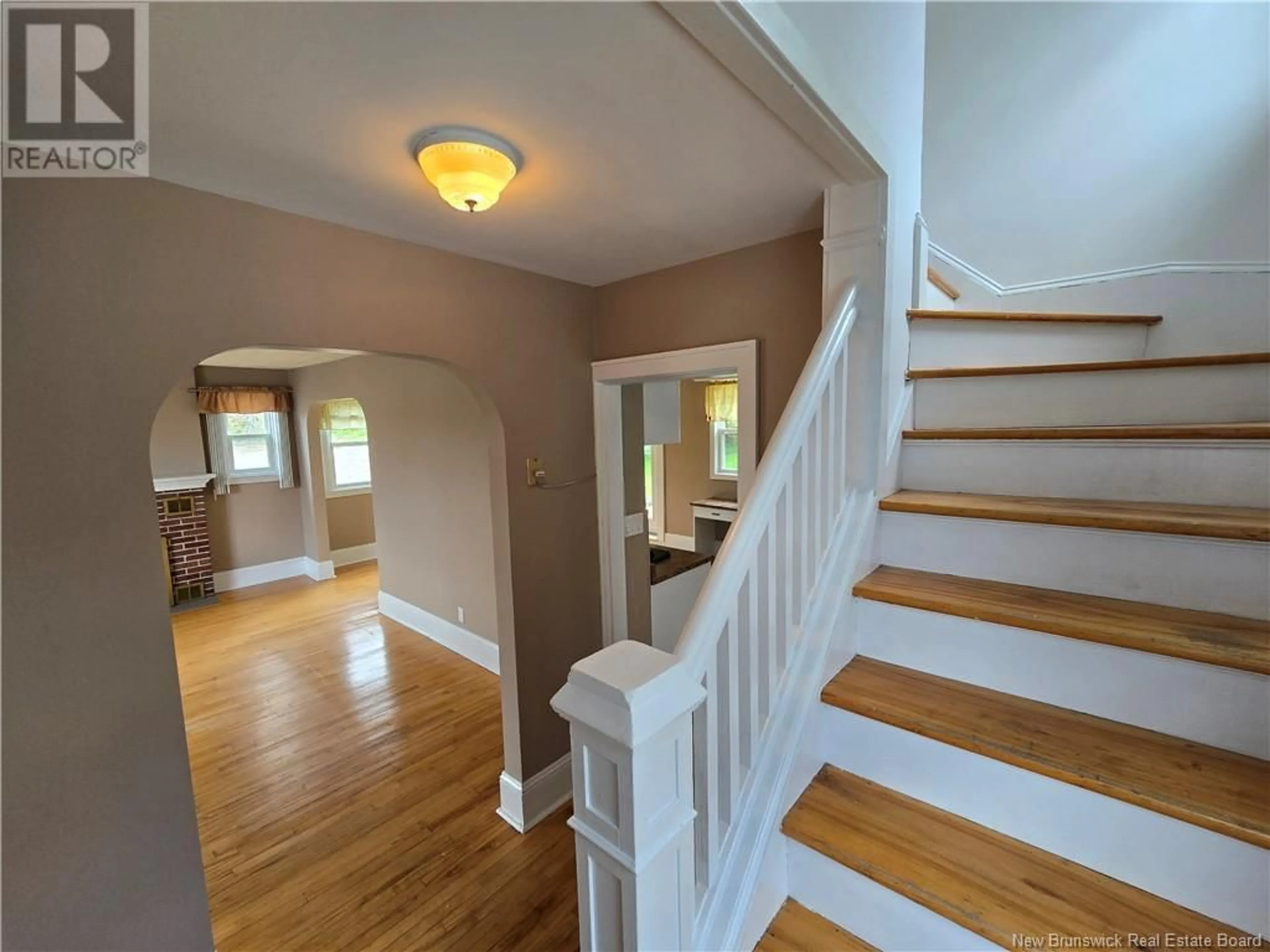 Indoor entryway for 368 PRINCESS STREET, Bathurst New Brunswick E2A2R5