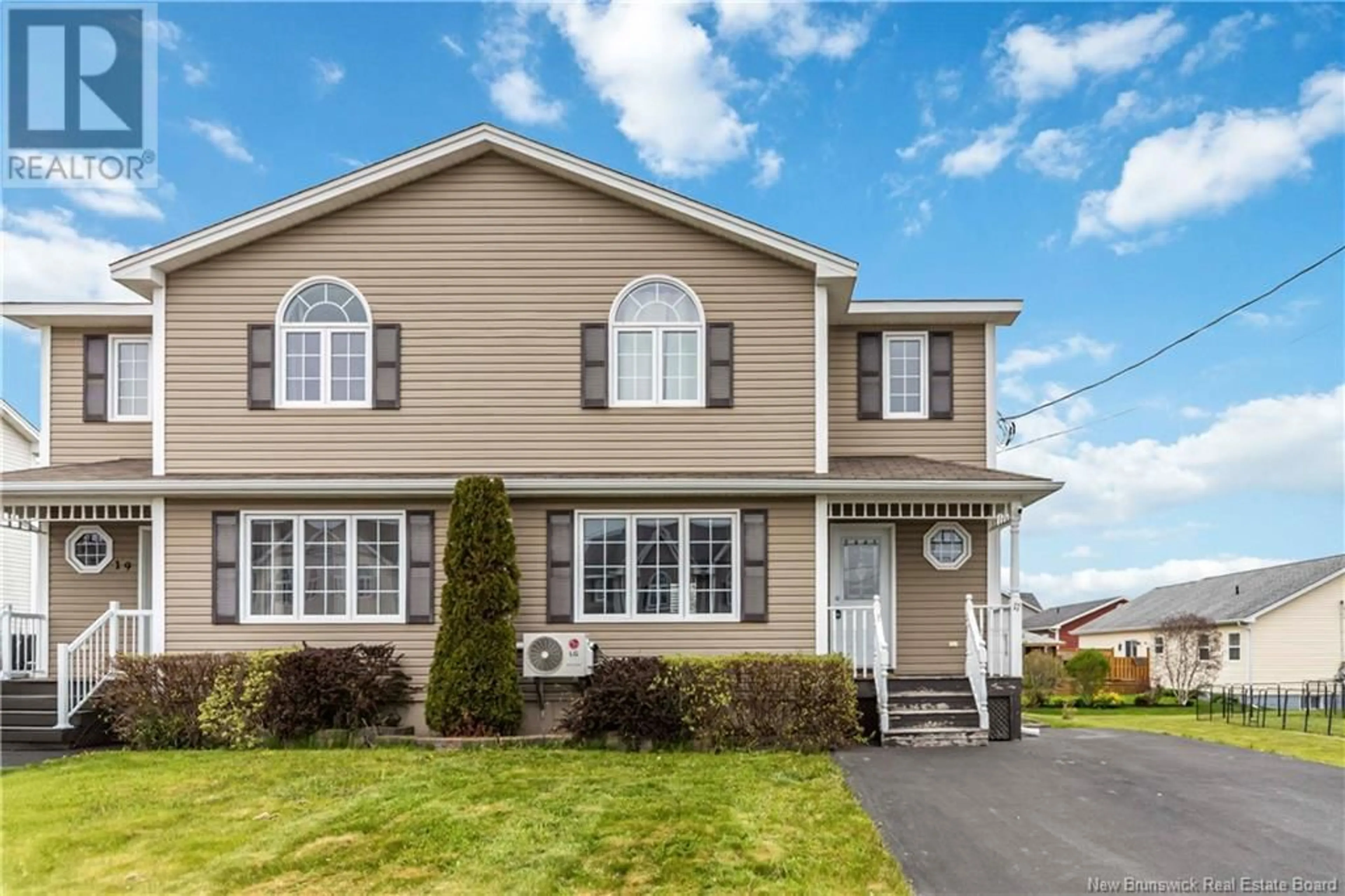 Home with vinyl exterior material, street for 17 COACHMEN STREET, Riverview New Brunswick E1B3T7