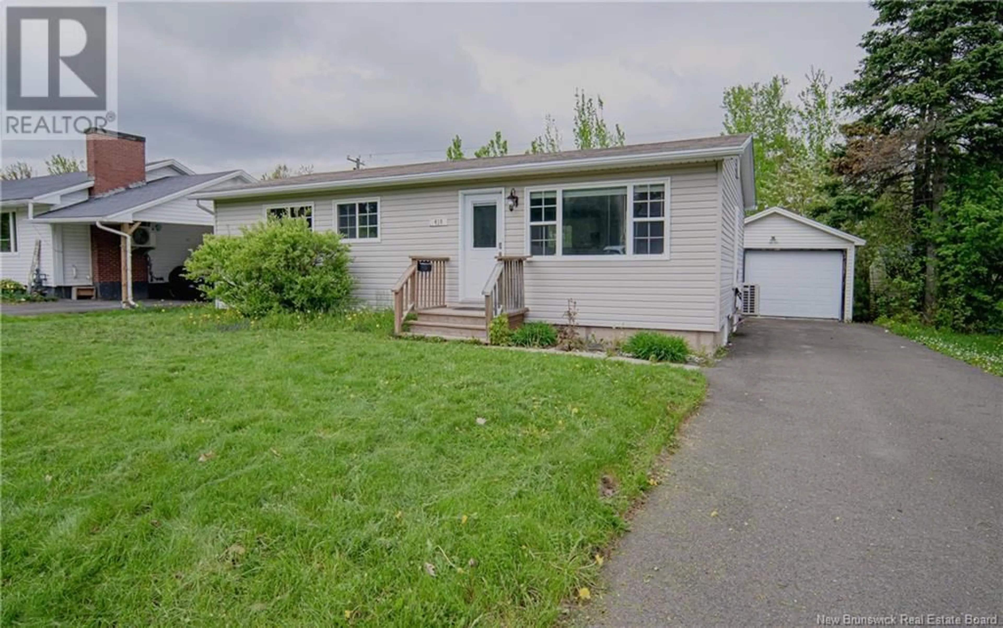 Home with vinyl exterior material, street for 416 COVERT STREET, Oromocto New Brunswick E2V1E9