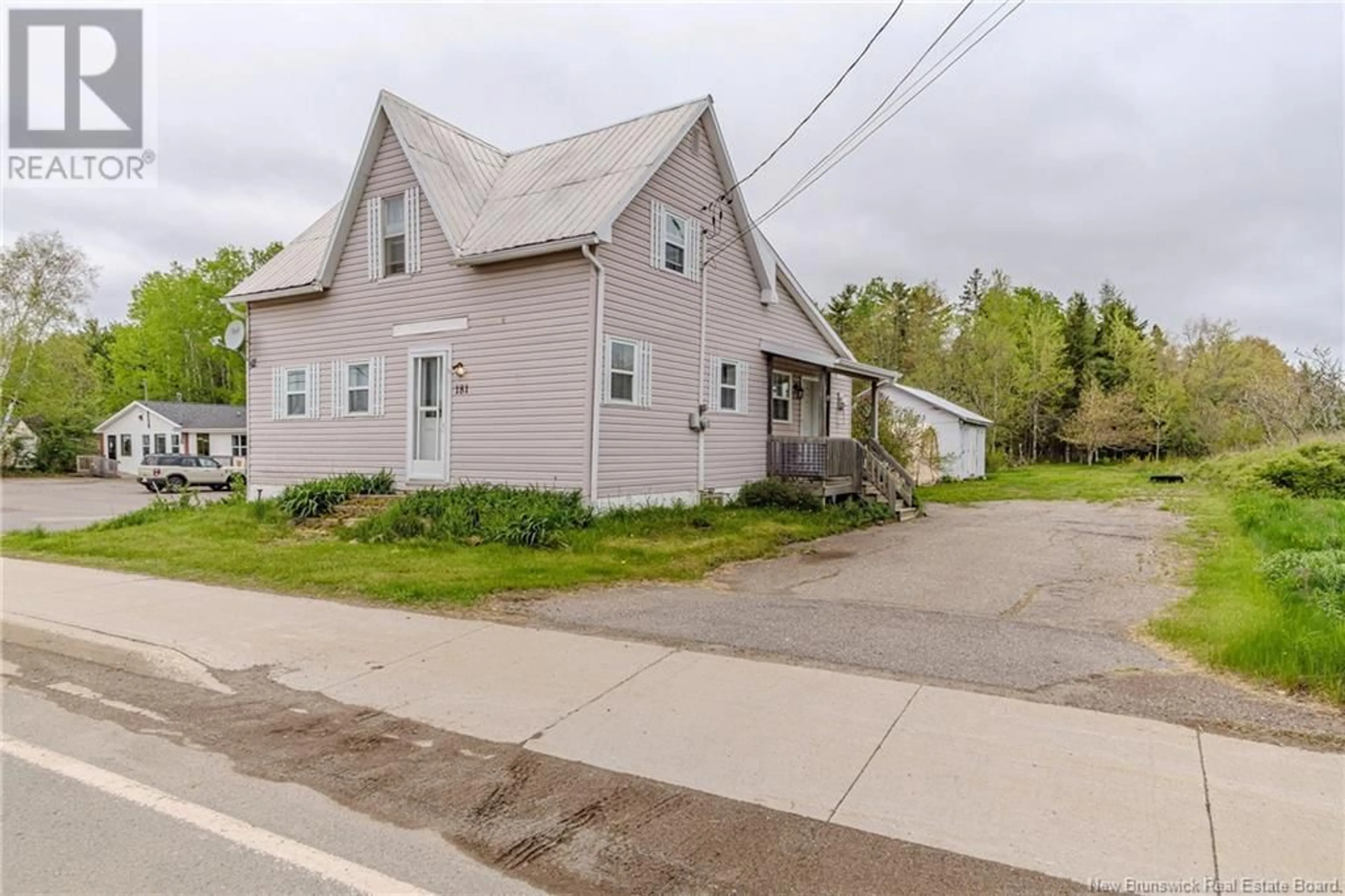 A pic from outside/outdoor area/front of a property/back of a property/a pic from drone, street for 181 SUNBURY DRIVE, Fredericton Junction New Brunswick E5L1R5