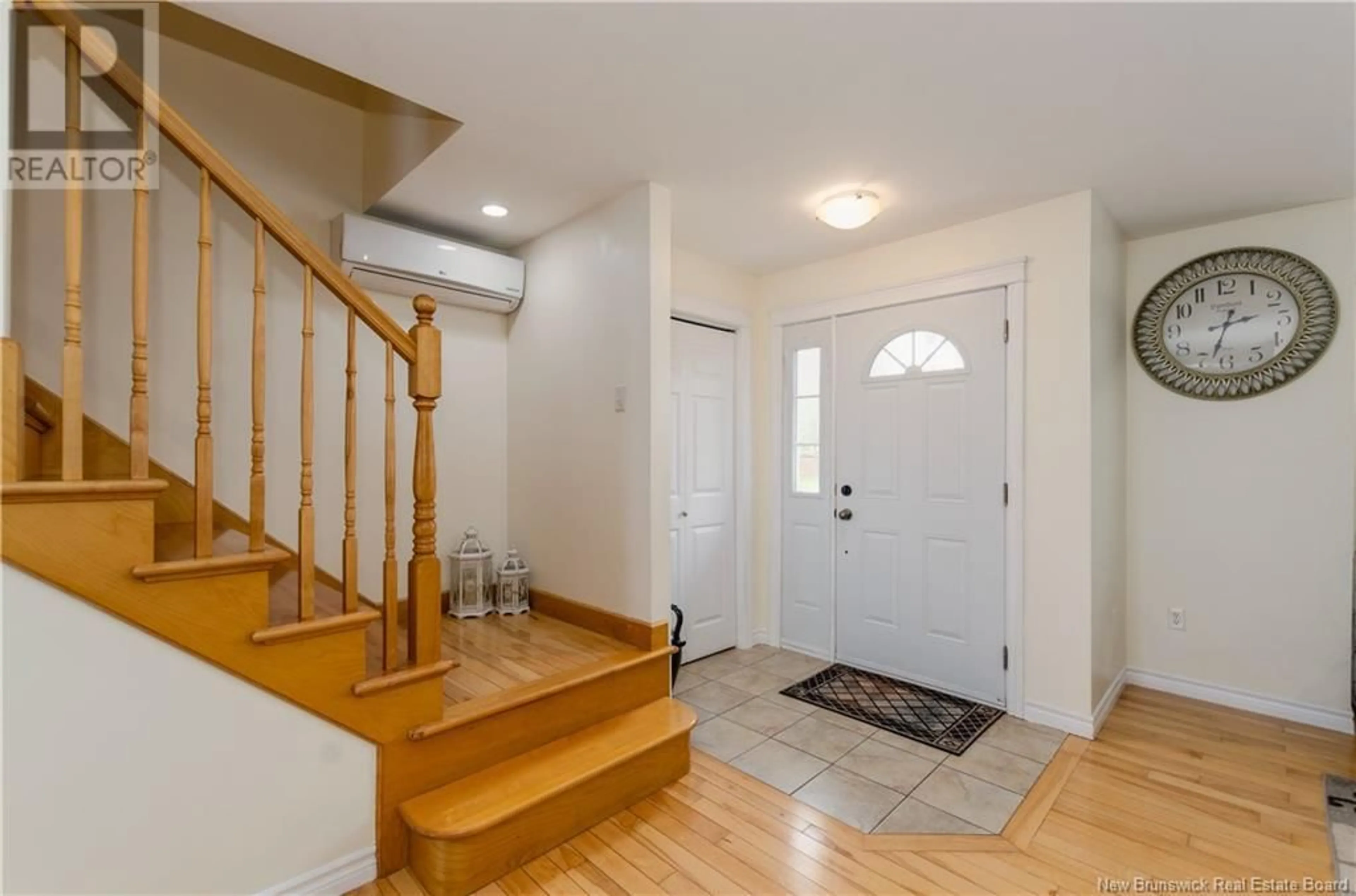 Indoor entryway for 62 CHRISTOPHER CRESCENT, Moncton New Brunswick E1G0A5