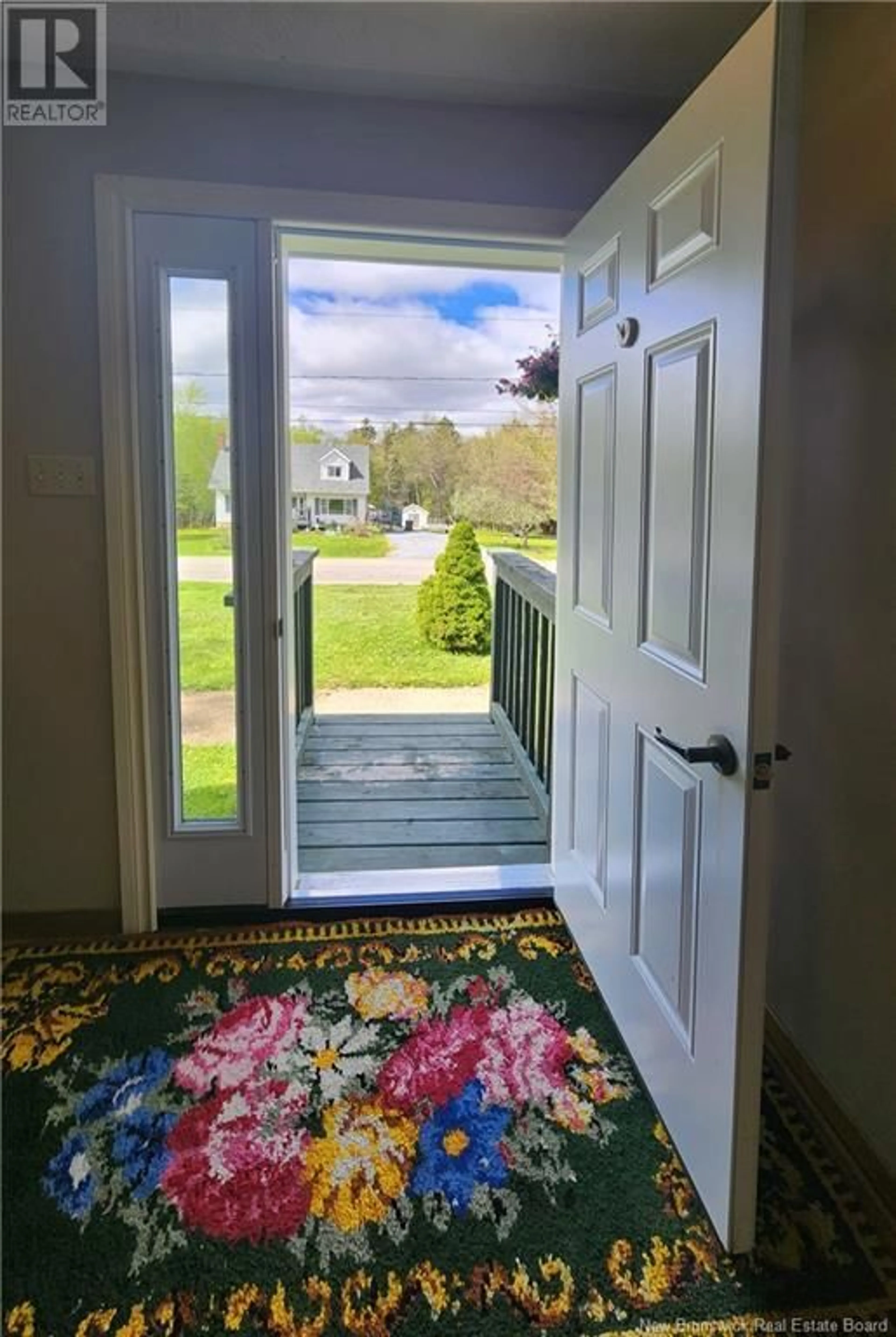 Indoor entryway for 19 KENNETH DRIVE, Quispamsis New Brunswick E2G1H9