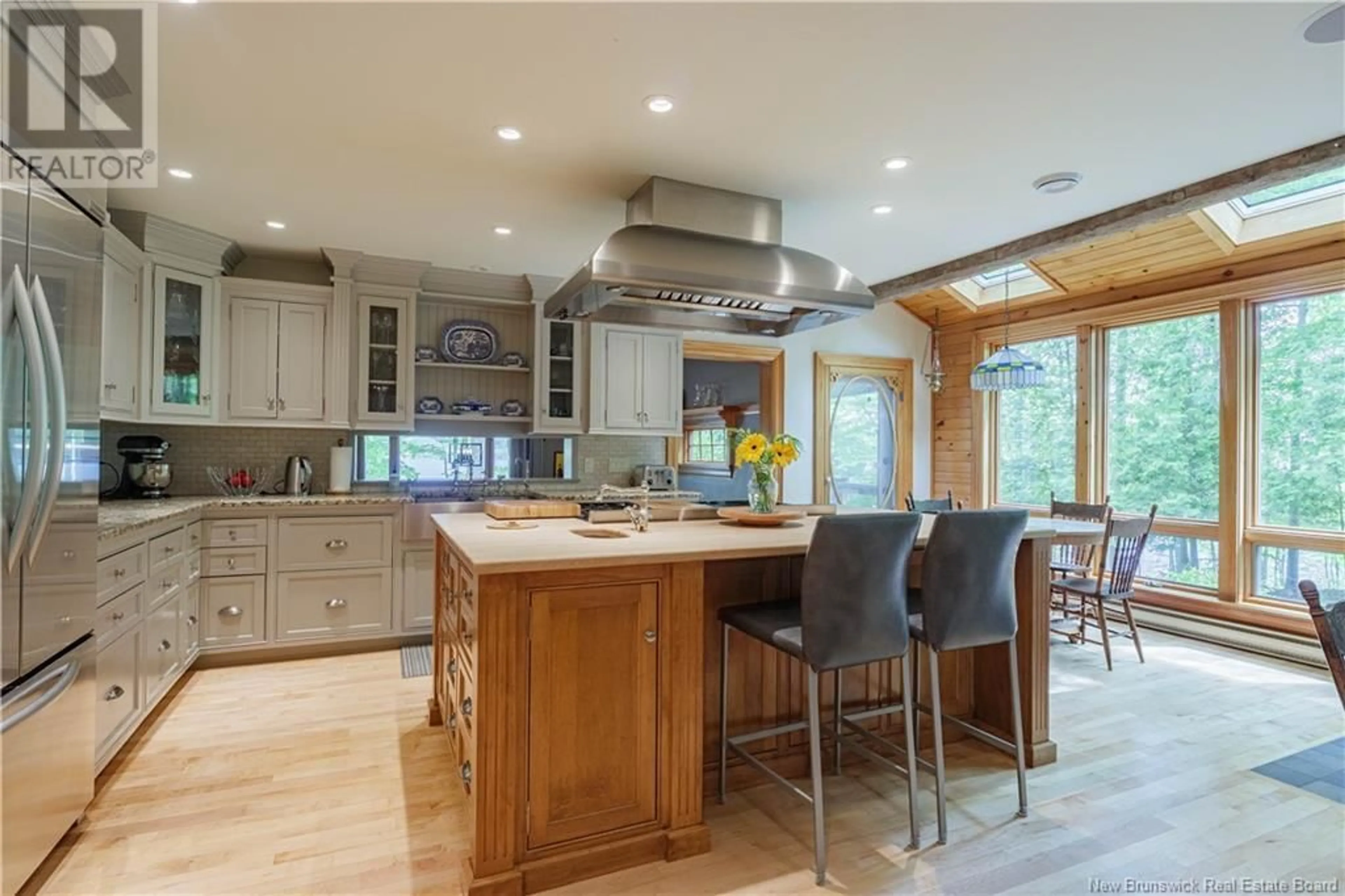 Open concept kitchen, unknown for 1593 ROUTE 105, Mactaquac New Brunswick E6L1C2