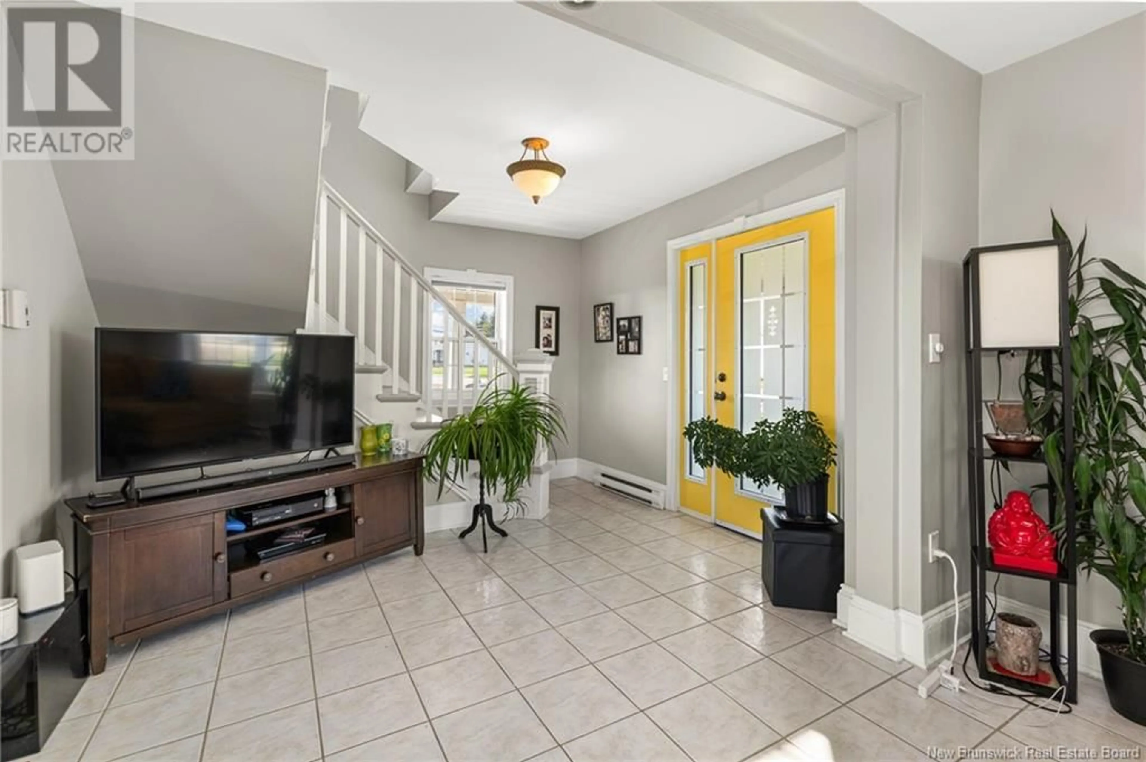 Indoor entryway for 662 ROUTE 535, Cocagne New Brunswick E4R3B5