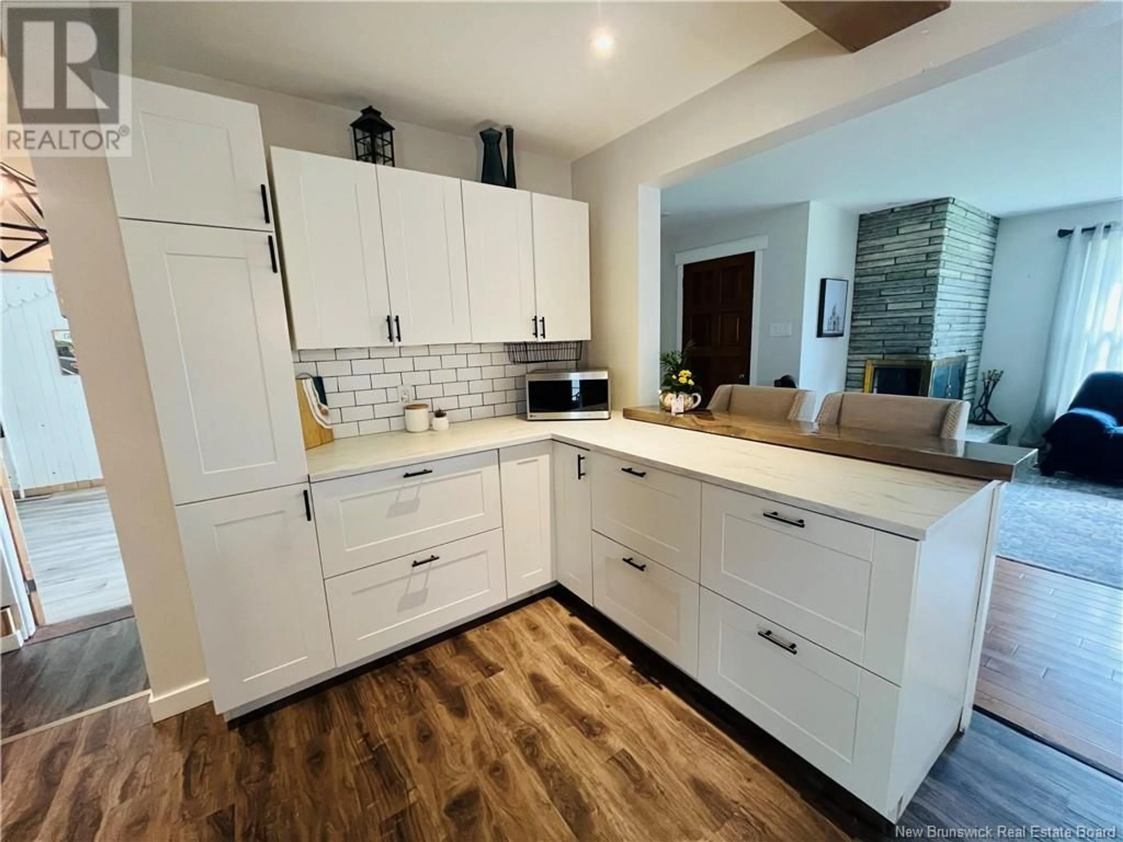 Open concept kitchen, unknown for 209 KINGSWAY AVENUE, Miramichi New Brunswick E1V3B9