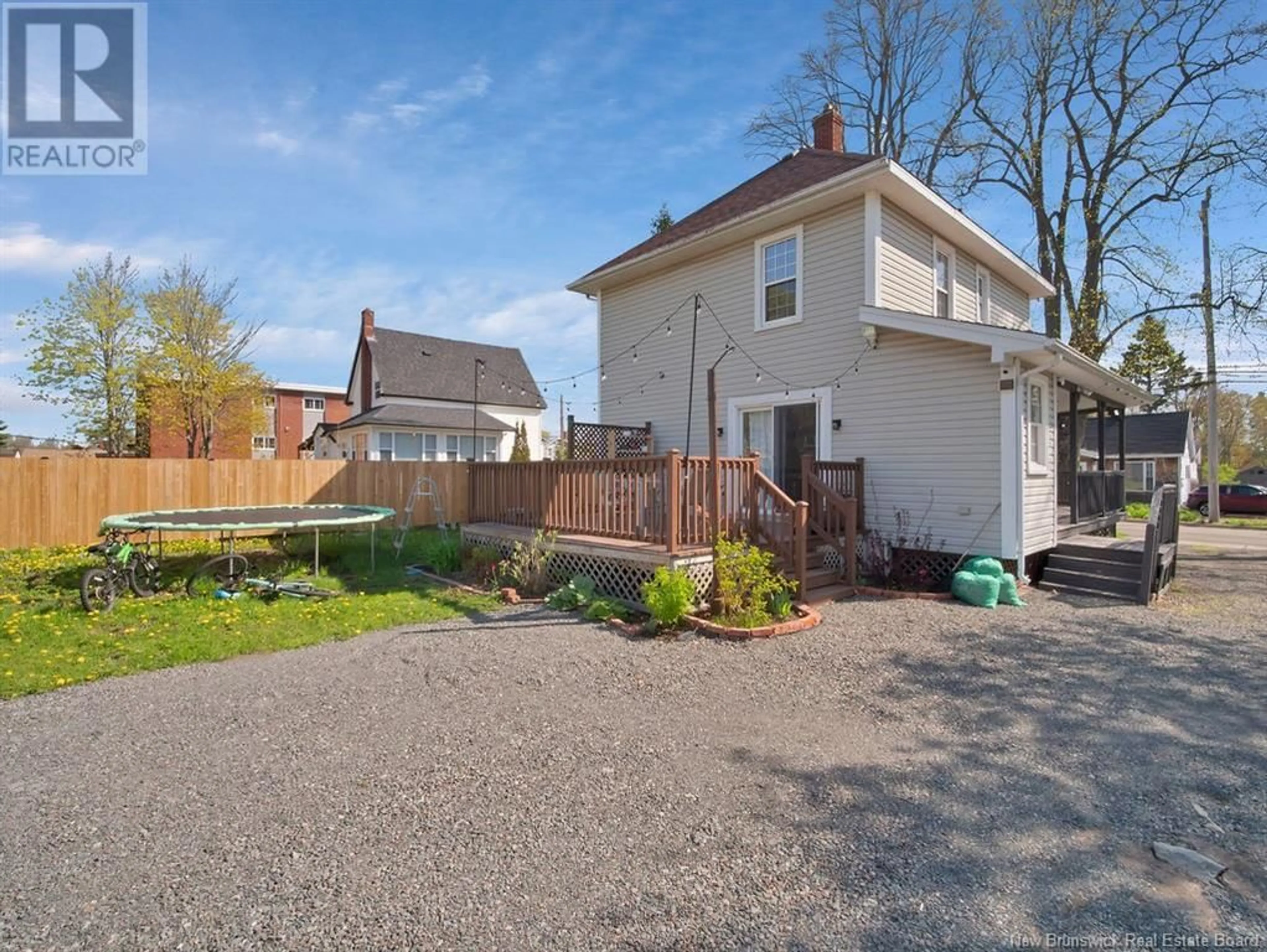 A pic from outside/outdoor area/front of a property/back of a property/a pic from drone, street for 52 MCSWEENEY AVENUE, Moncton New Brunswick E1C7C7