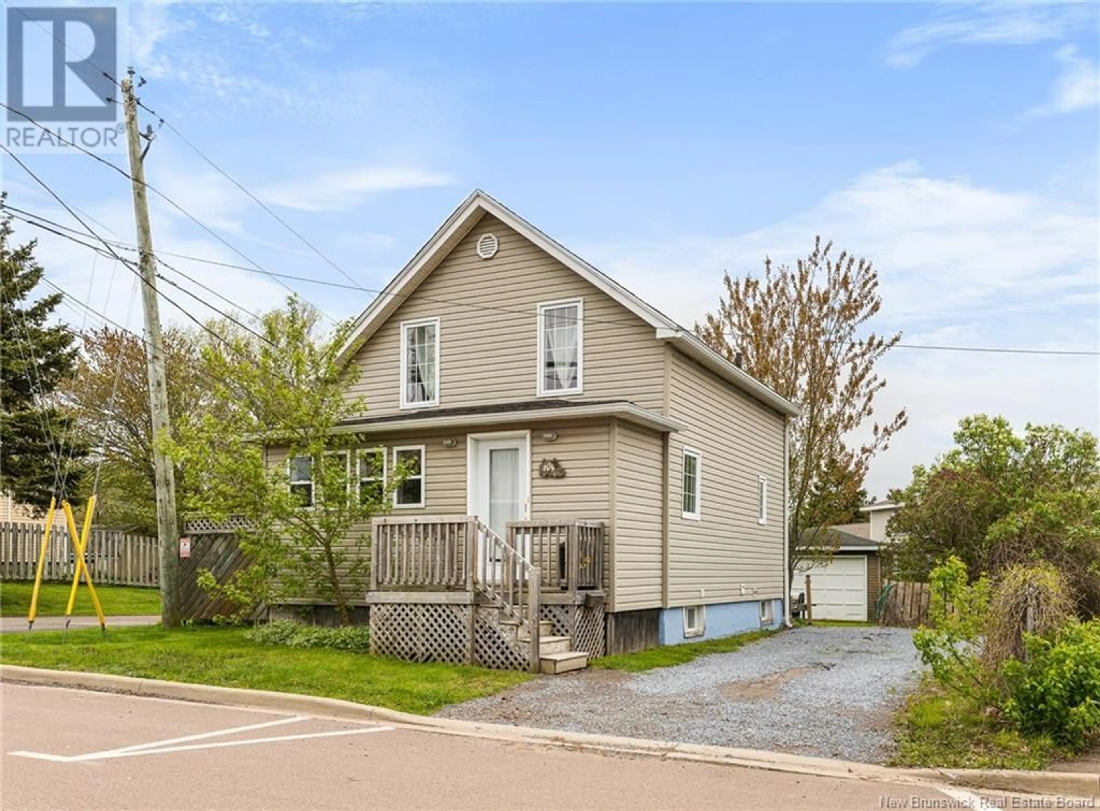 Home with vinyl exterior material, street for 204 VIRGINIA AVENUE, Dieppe New Brunswick E1A1L8