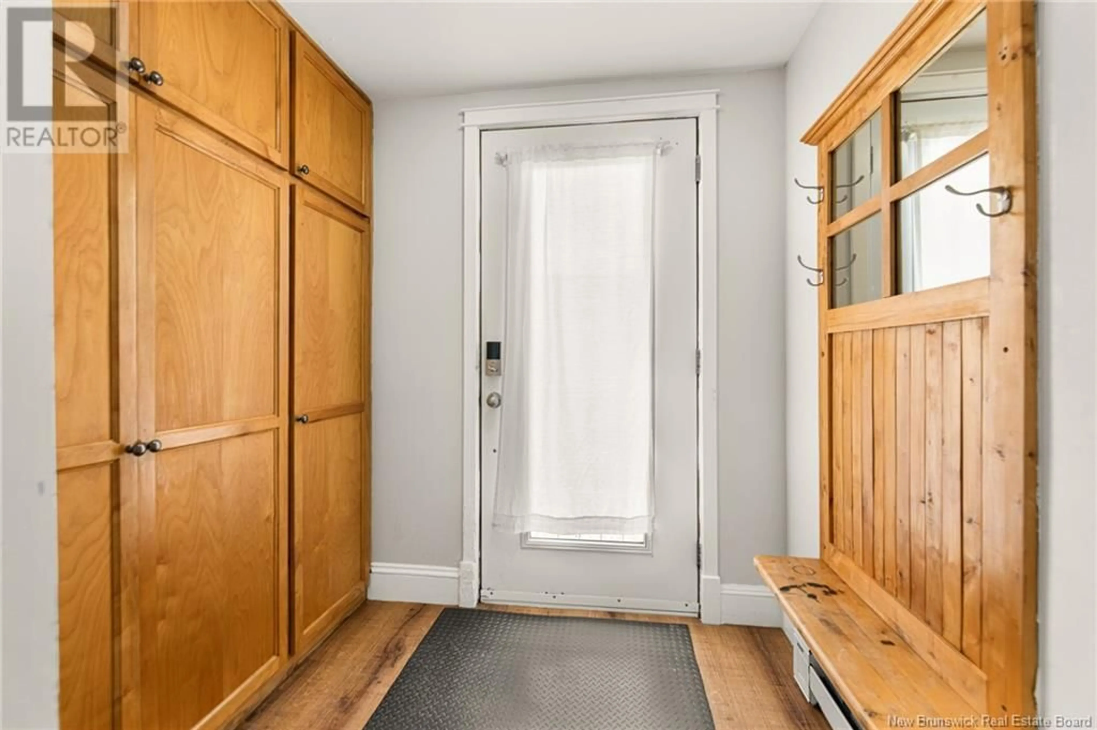 Indoor entryway for 204 VIRGINIA AVENUE, Dieppe New Brunswick E1A1L8