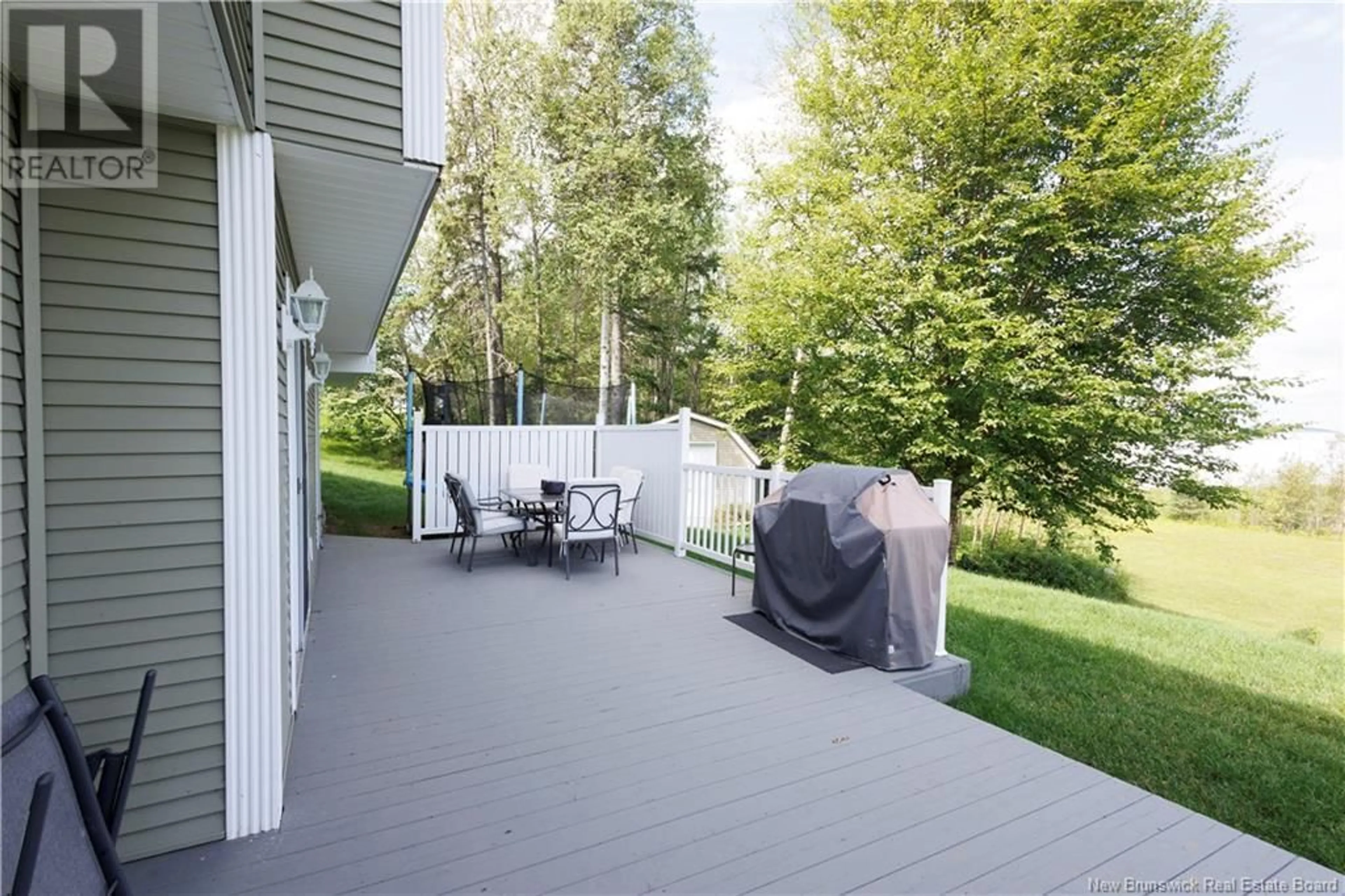 Patio, unknown for 90 NOWLAN STREET, Grand-Sault/Grand Falls New Brunswick E3Z1B2