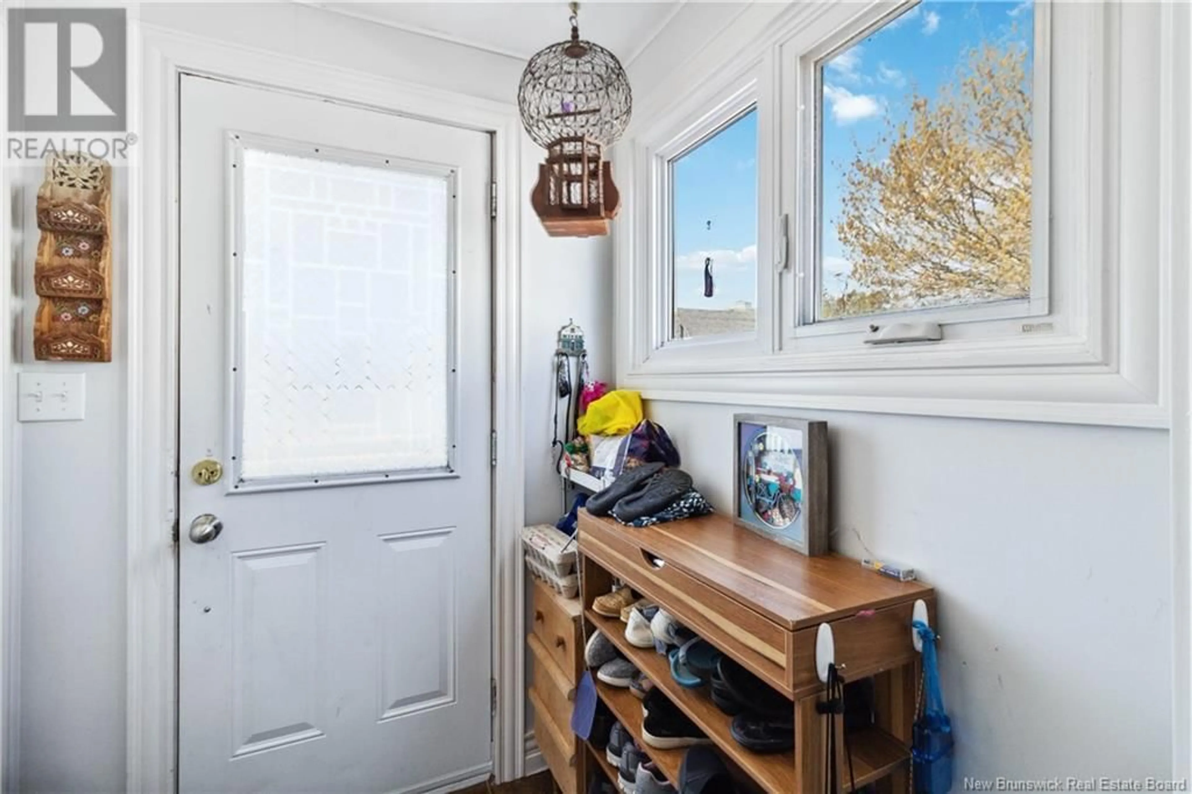 Indoor entryway for 149 BUTLER STREET, Moncton New Brunswick E1C6W5