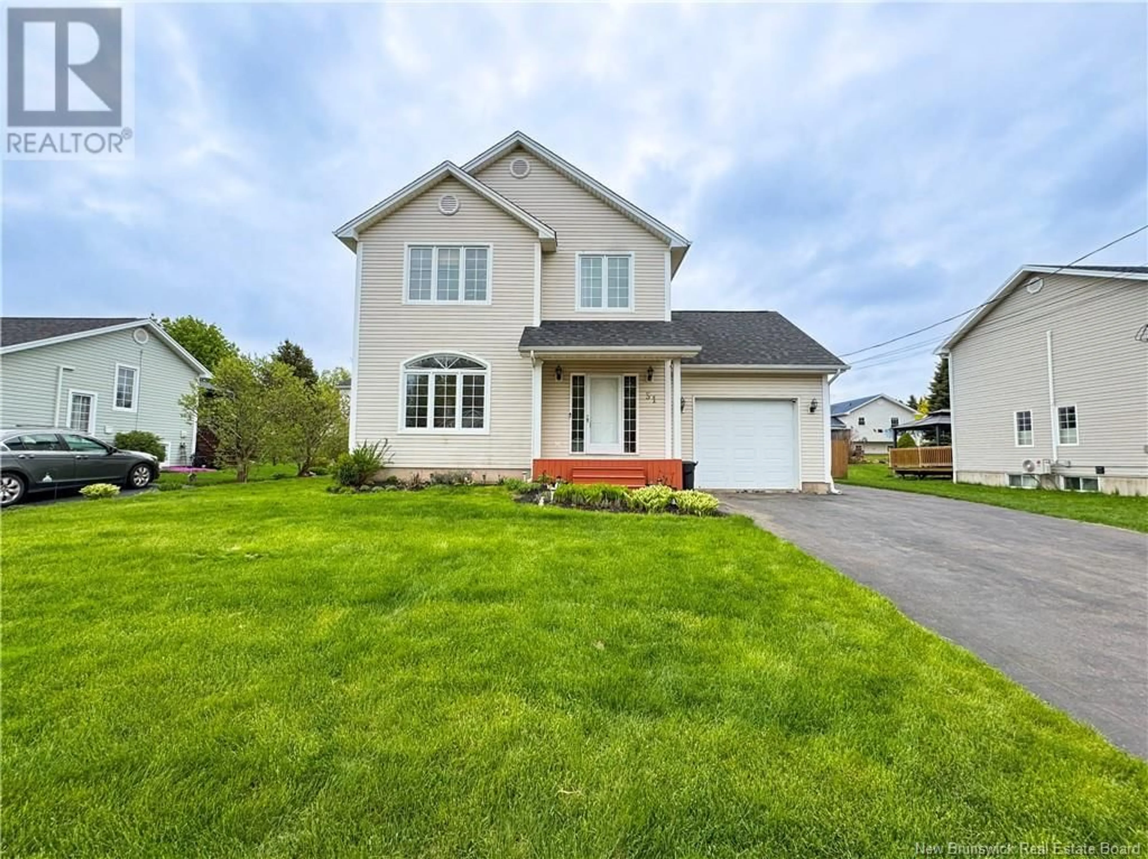 Home with vinyl exterior material, street for 31 FRANCIS STREET, Moncton New Brunswick E1A7G8
