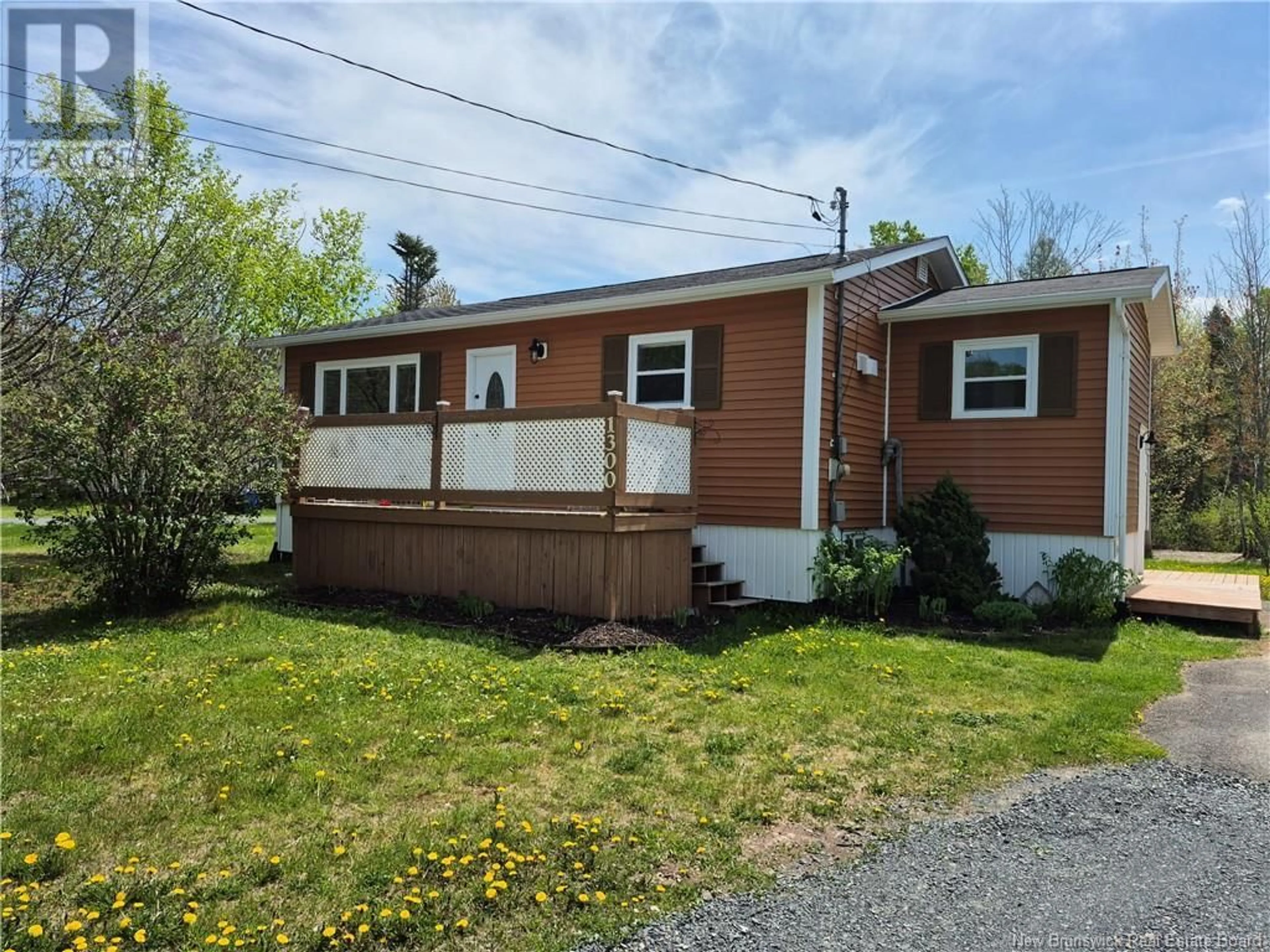 Home with vinyl exterior material, street for 1300 CURRIE STREET, Bathurst New Brunswick E2A6J6