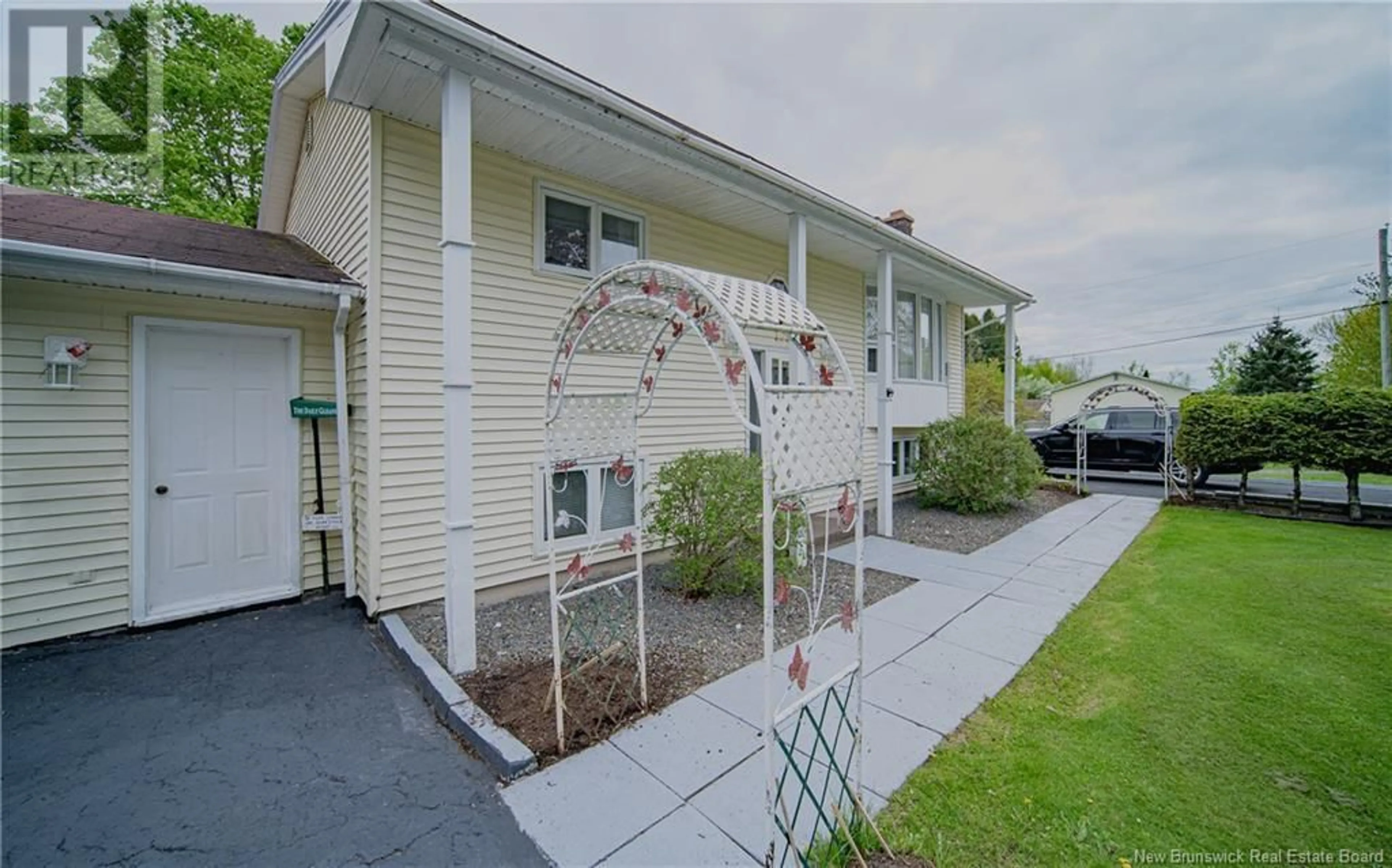 Unknown for 168 MCGREGOR STREET, Fredericton New Brunswick E3G7V5