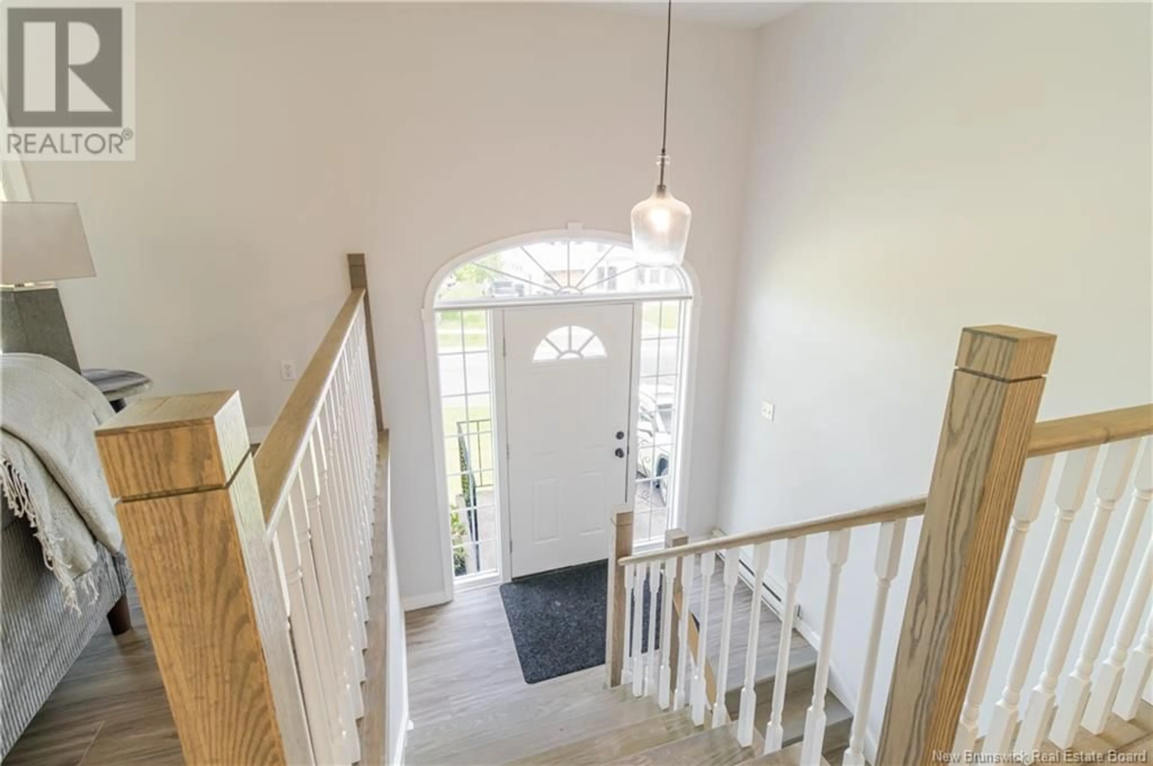 Indoor foyer for 53 STONEYBROOK CRESCENT, Fredericton New Brunswick E3B6Y5