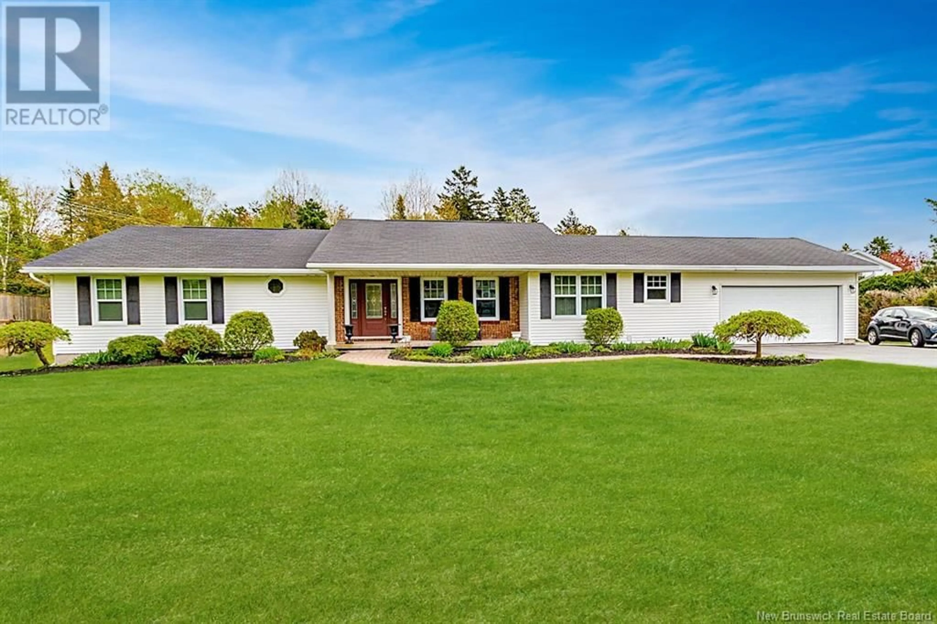 Home with vinyl exterior material, street for 52 HIGHLAND AVENUE, Rothesay New Brunswick E2E5N5