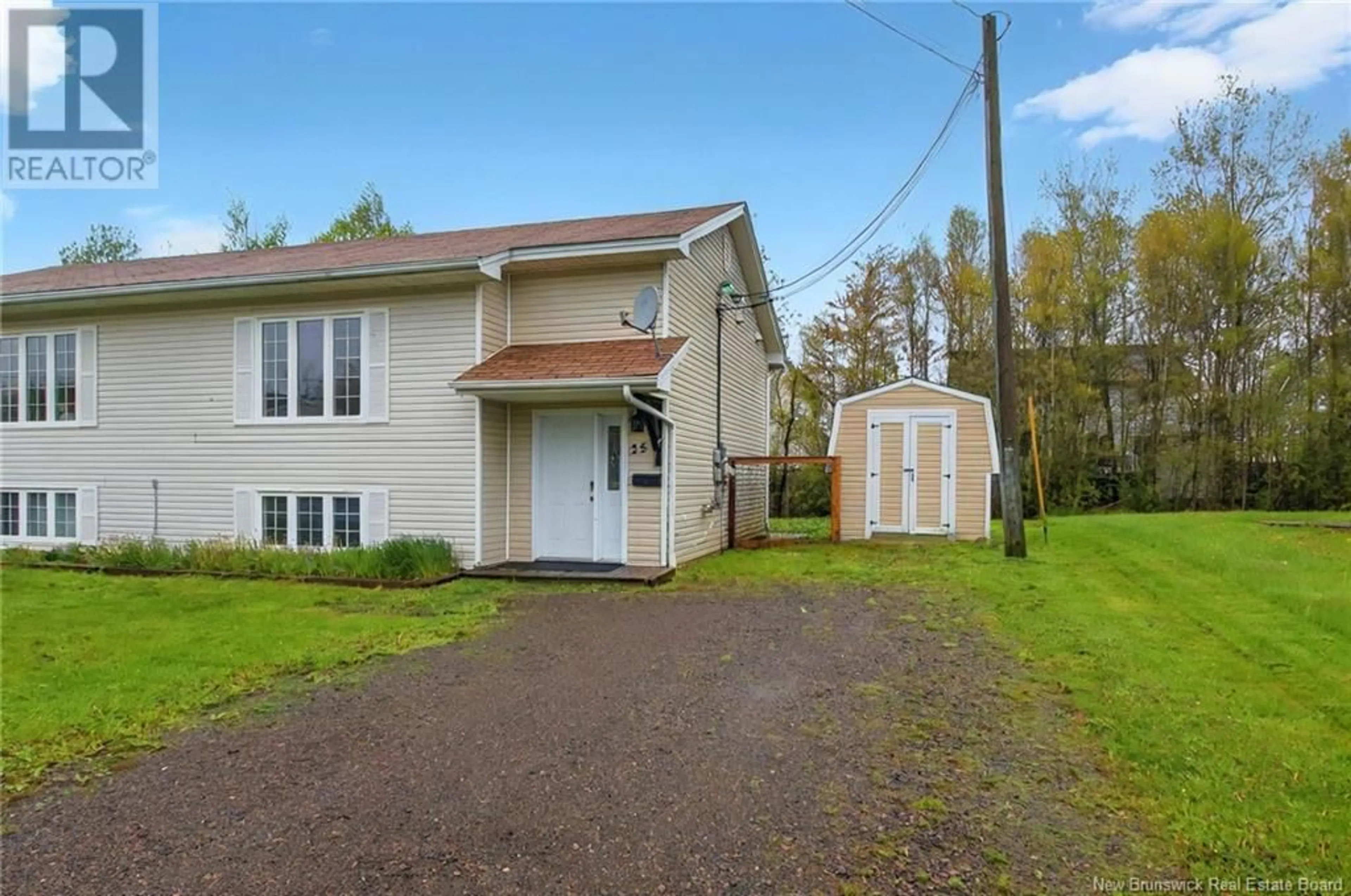 Unknown for 25 THADDEE STREET, Dieppe New Brunswick E1A6V4