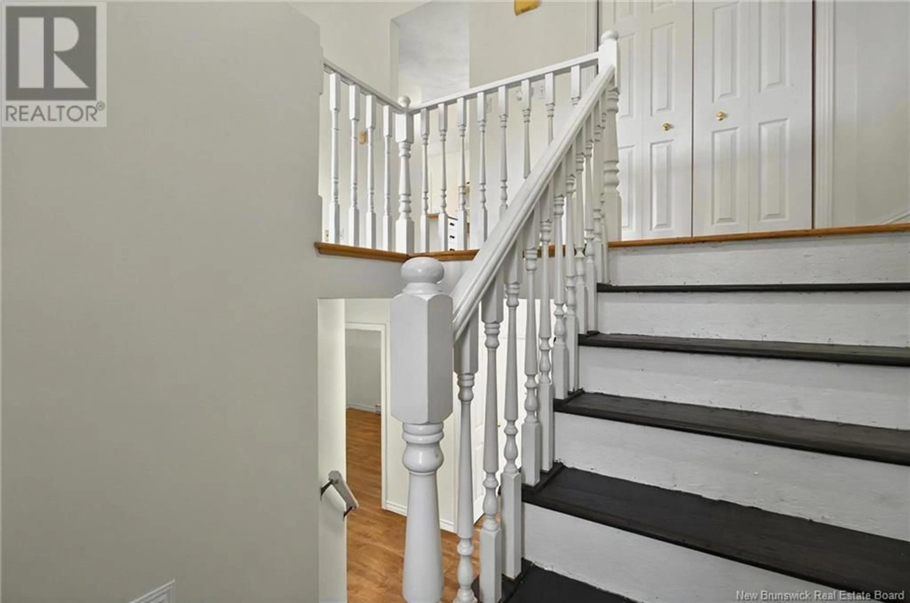 Stairs for 25 THADDEE STREET, Dieppe New Brunswick E1A6V4