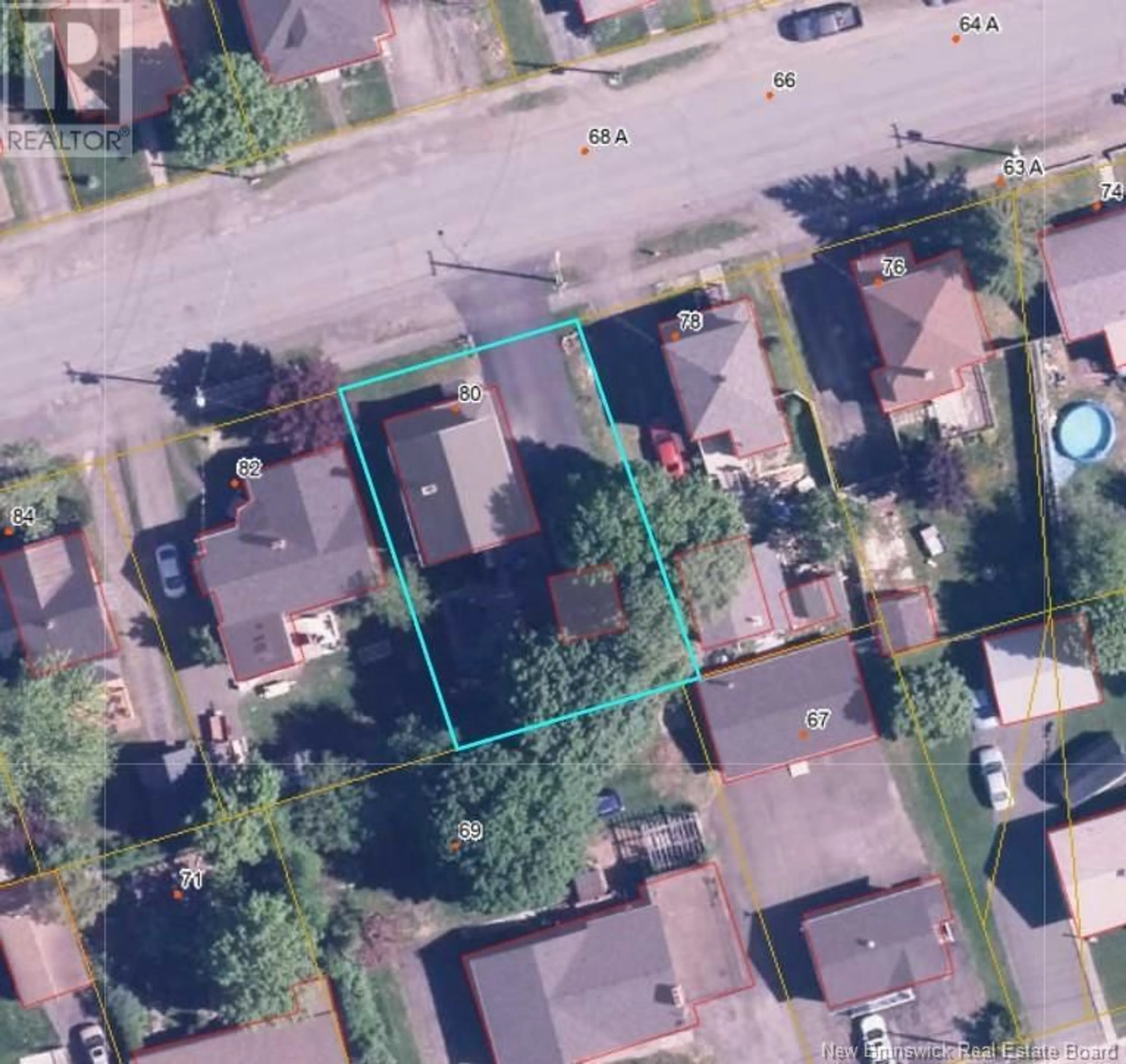 A pic from outside/outdoor area/front of a property/back of a property/a pic from drone, street for 80 LANSDOWNE, Campbellton New Brunswick E3N2M2
