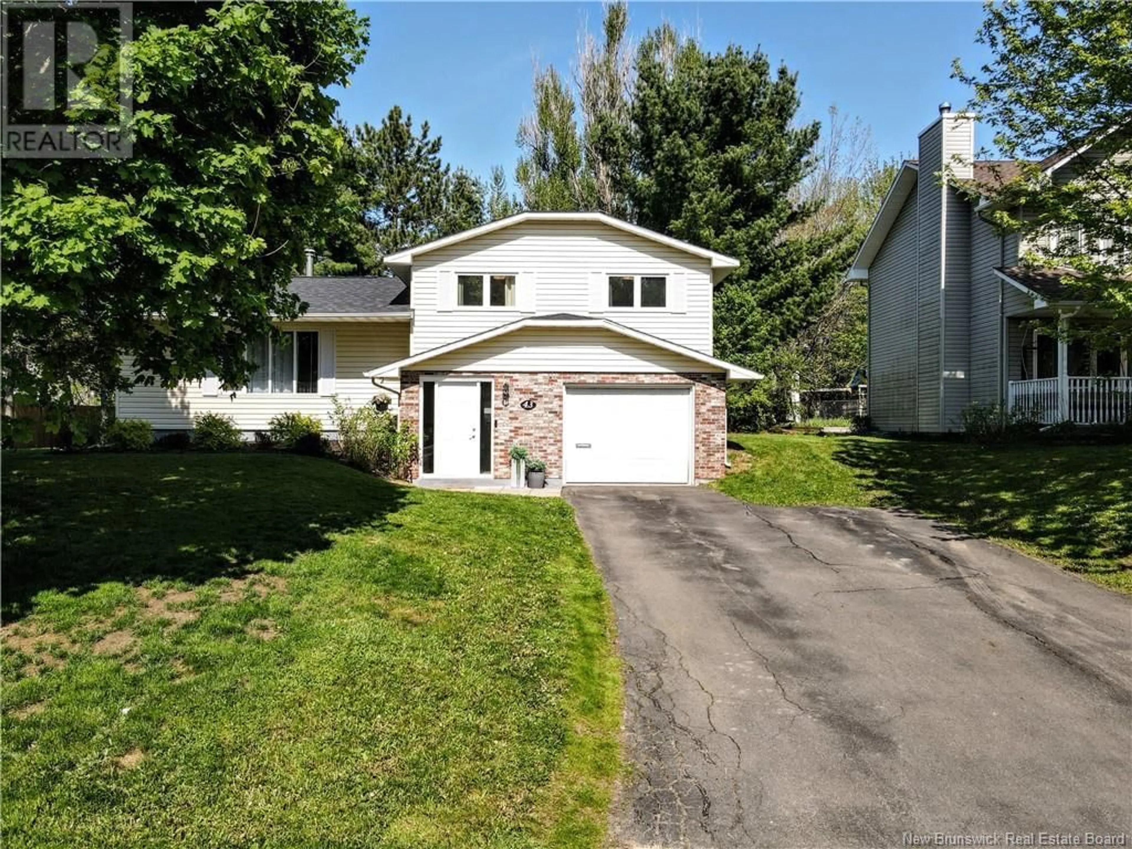 Home with vinyl exterior material, street for 43 GOLDSBORO AVENUE, Riverview New Brunswick E1B4E9