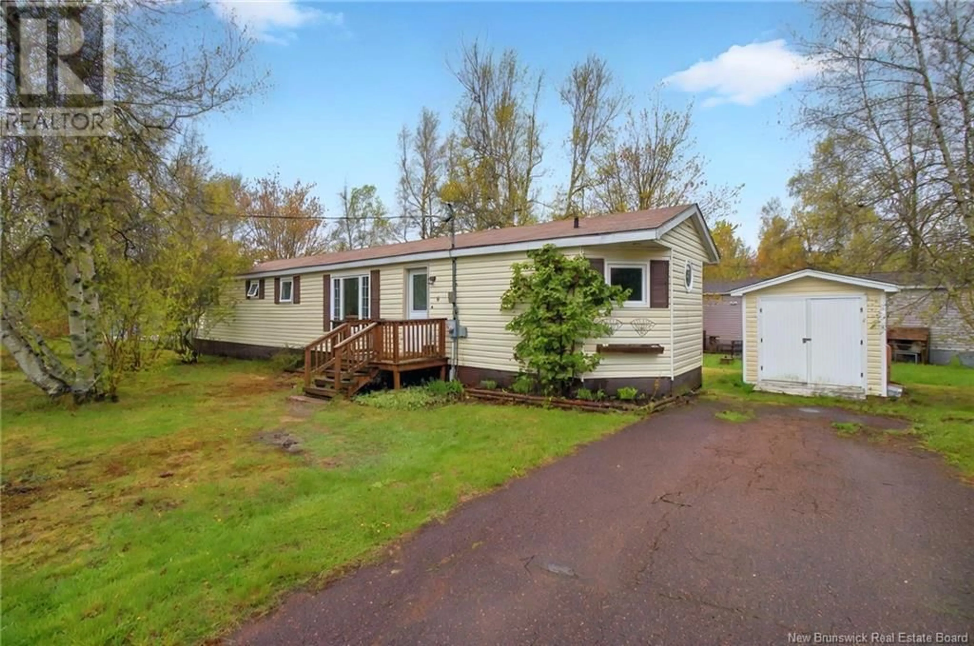 Home with vinyl exterior material, street for 5 PURPLE MARTIN COURT, Moncton New Brunswick E1H2Z8
