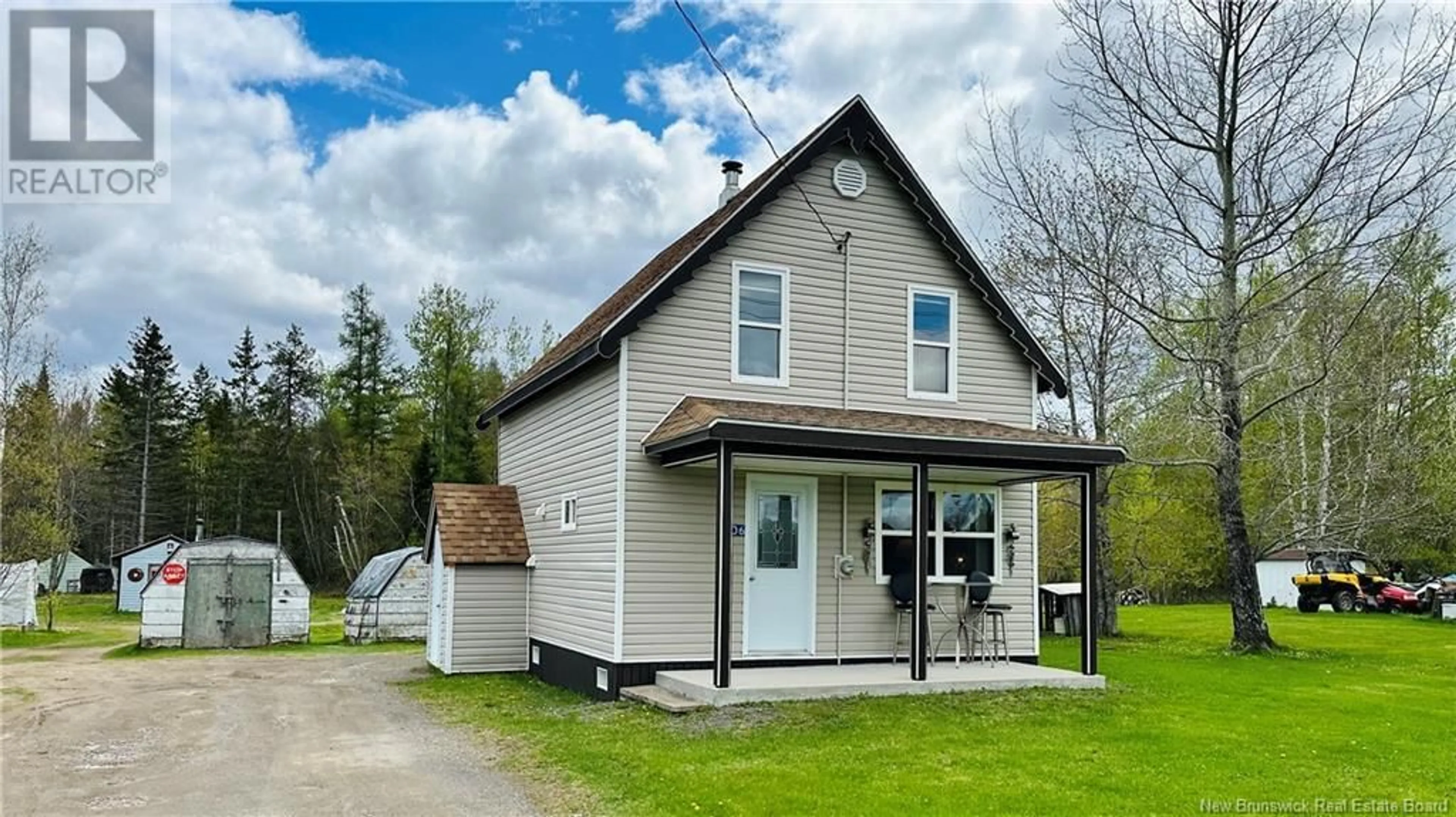 Home with vinyl exterior material, unknown for 106 RUE DE L'ECOLE, Rogersville New Brunswick E4Y1V7