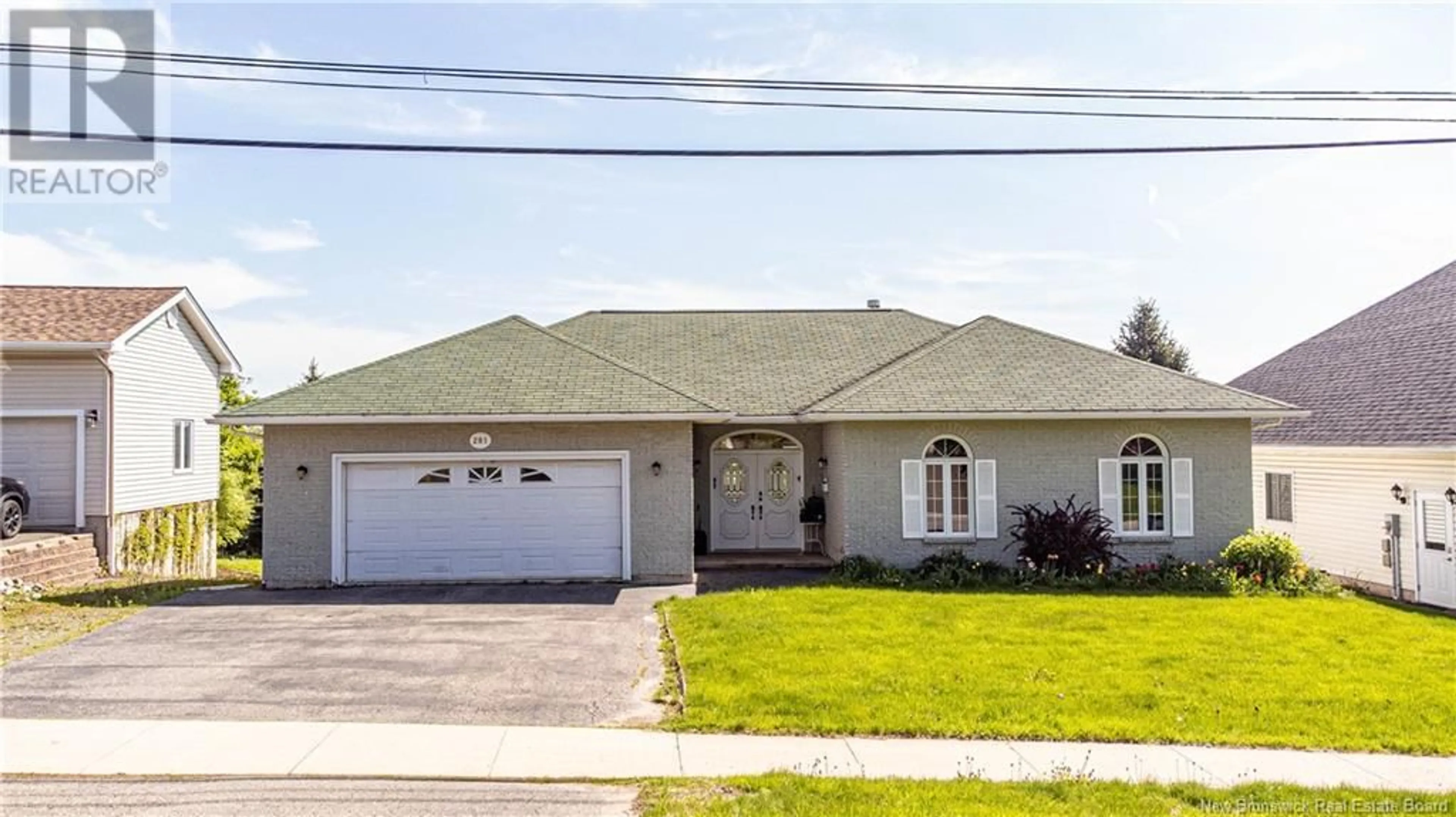 Home with vinyl exterior material, street for 281 KIMBLE DRIVE, Fredericton New Brunswick E3B6Y1