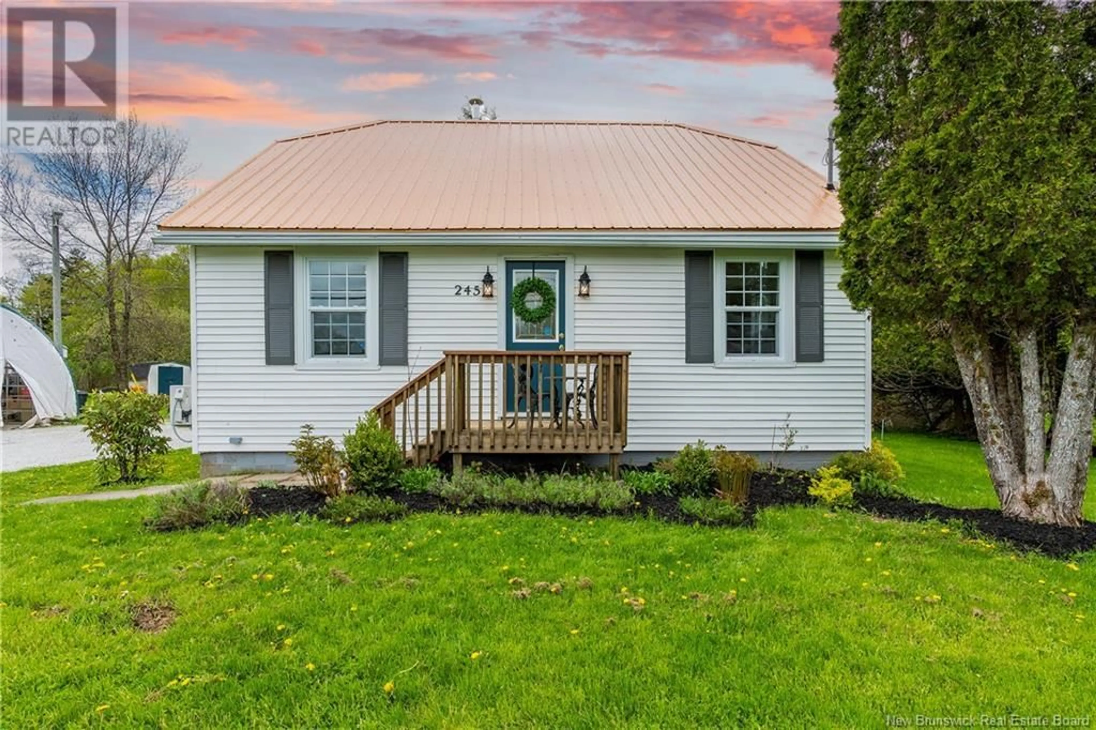 Home with vinyl exterior material, unknown for 245 HAMMOND RIVER ROAD, Quispamsis New Brunswick E2G1G7
