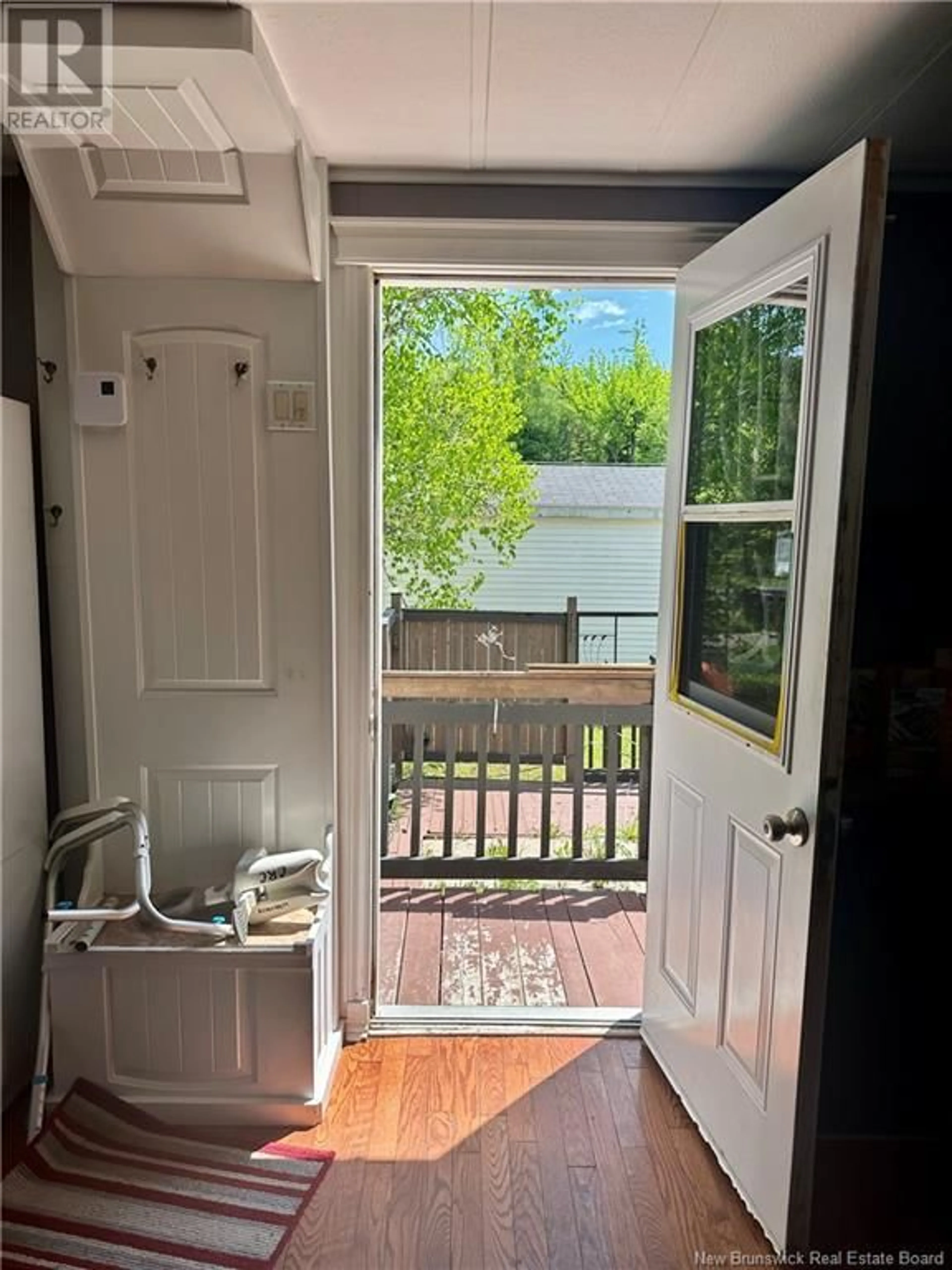 Indoor entryway for 31 RAMSEY STREET, Lincoln New Brunswick E3B6X1
