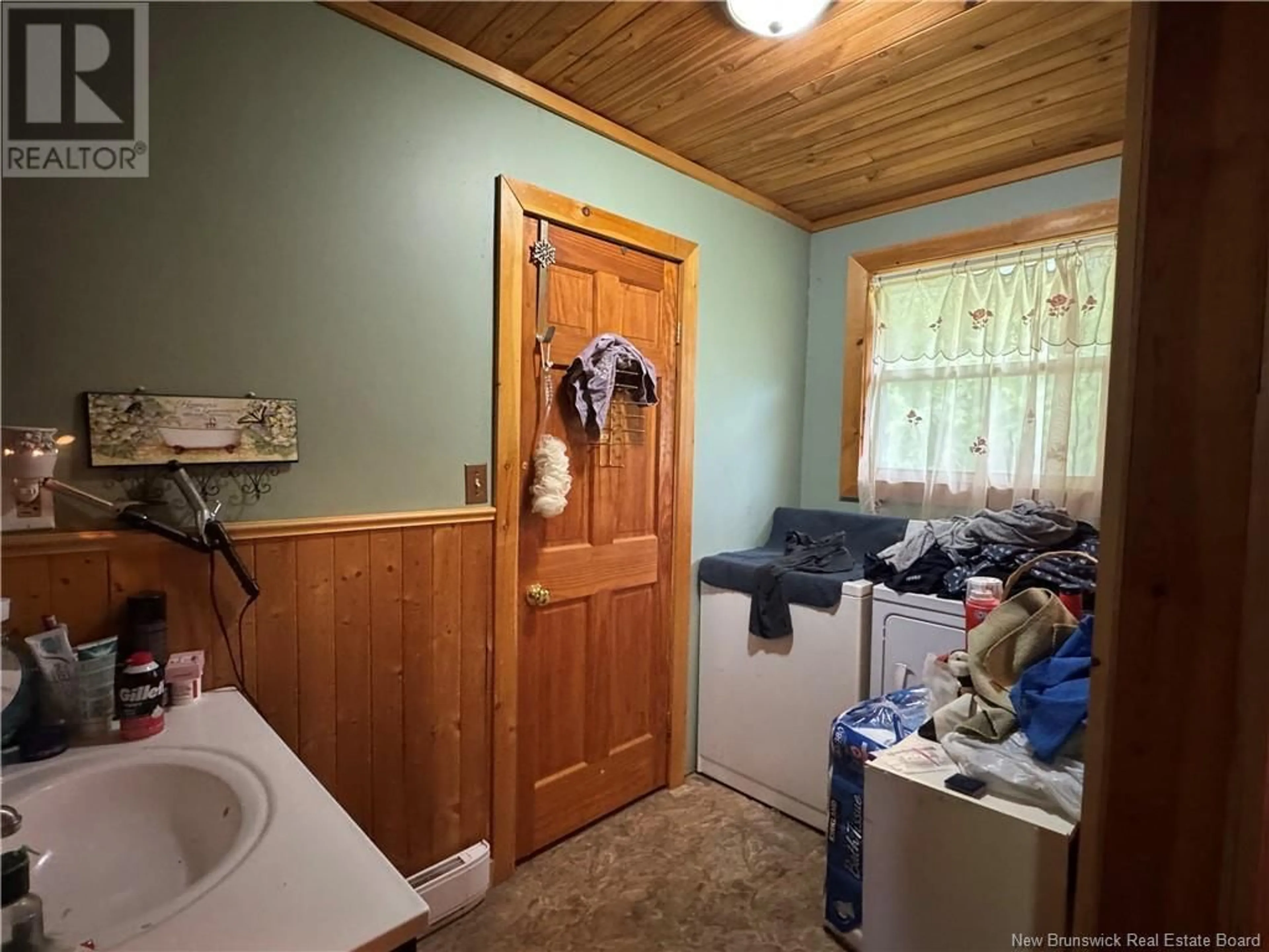 A pic of a room for 29 SMITHS LANE, Grand Manan Island New Brunswick E5G4B1