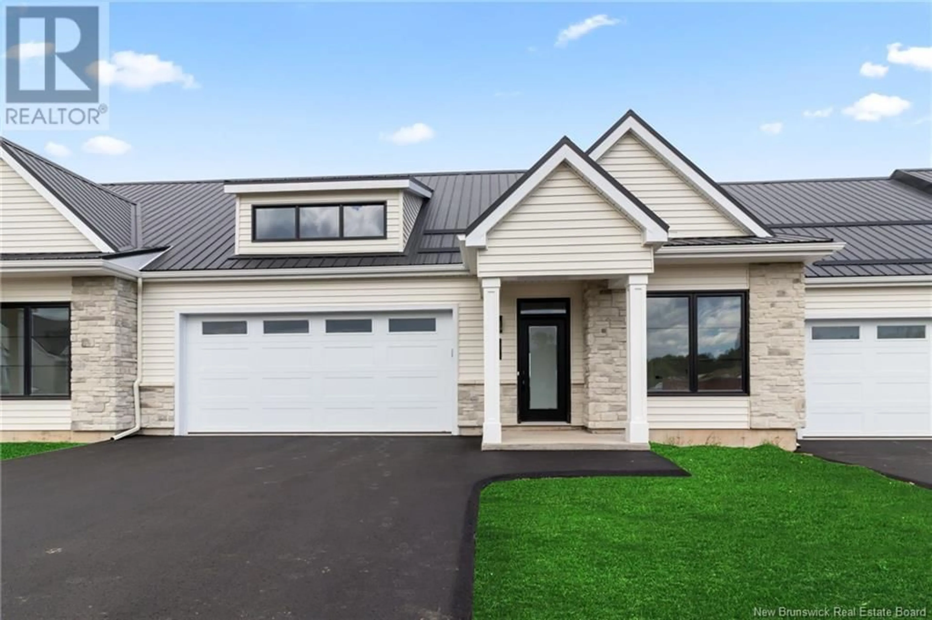 Home with vinyl exterior material, street for 115 - 724 ROUTE 133, Shediac New Brunswick E4P5A3