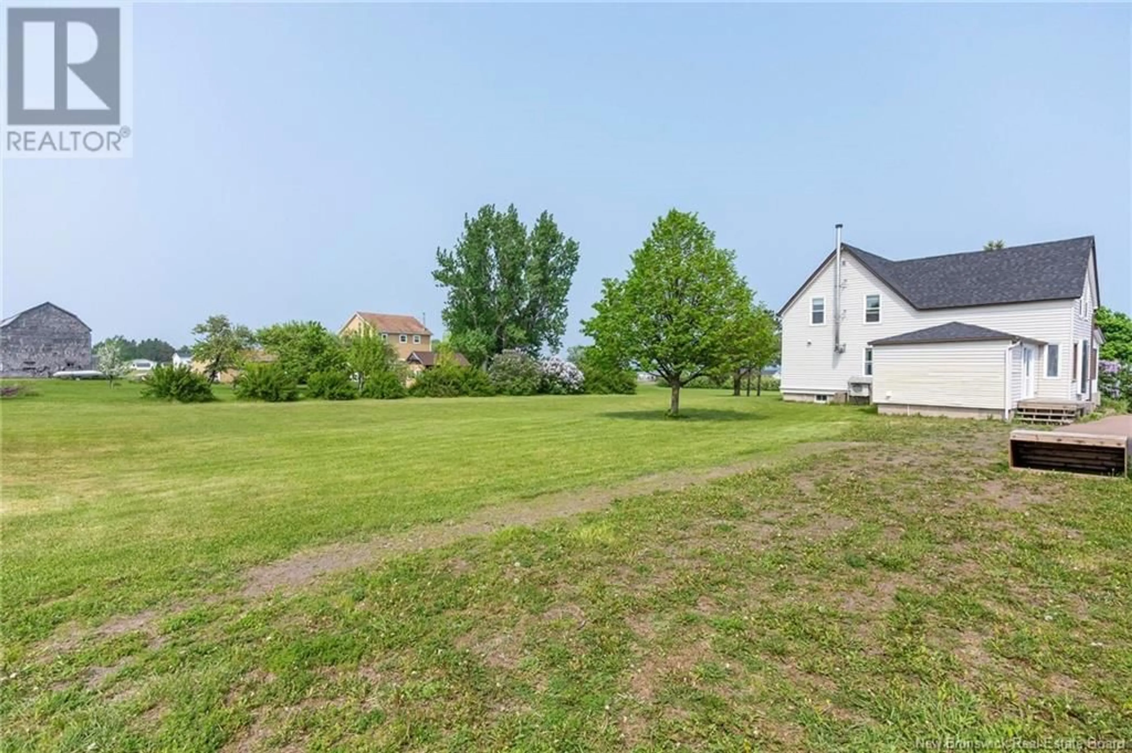 A pic from outside/outdoor area/front of a property/back of a property/a pic from drone, unknown for 3299 ROUTE 535, Cocagne New Brunswick E4R3E4