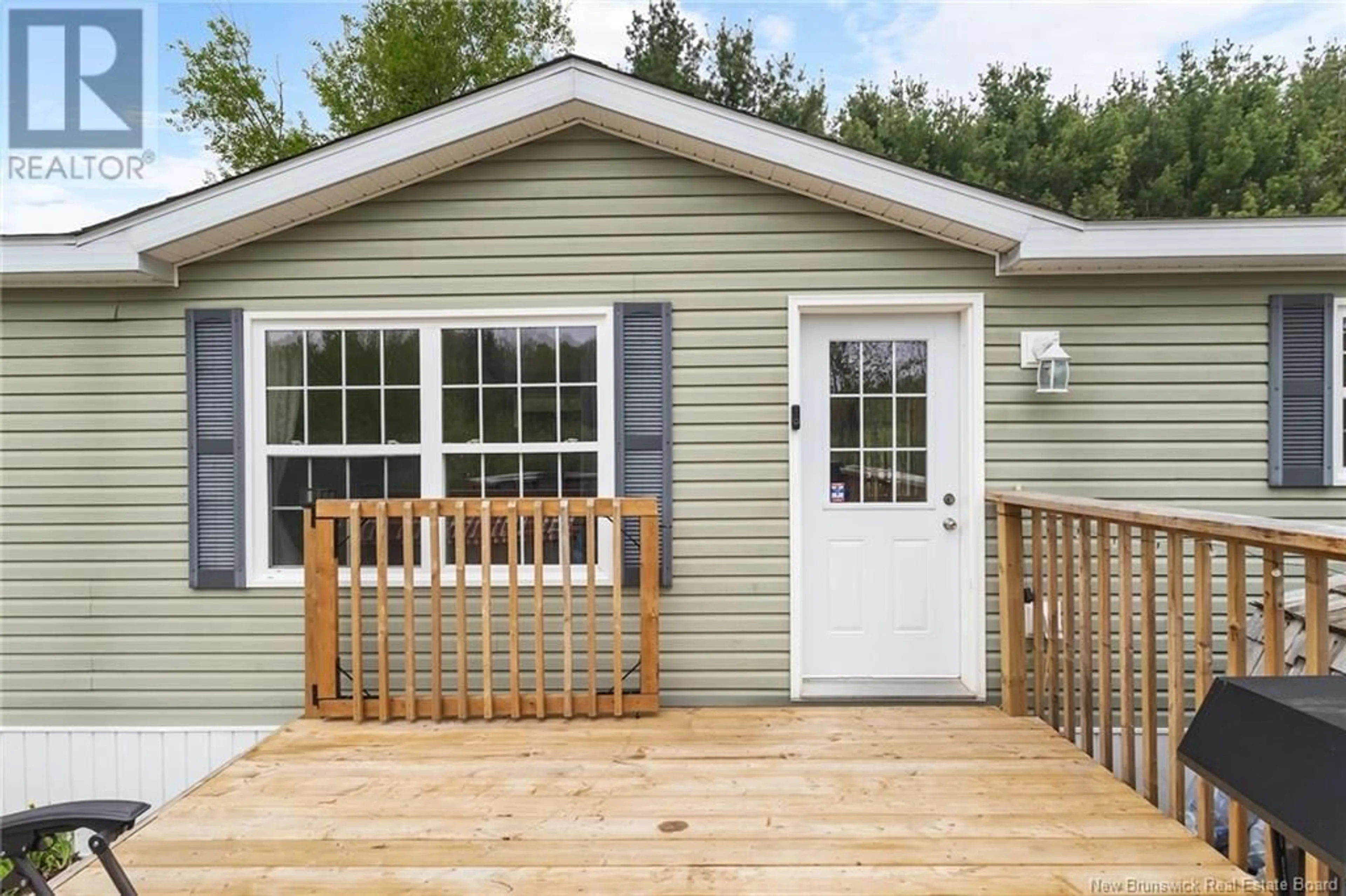Home with vinyl exterior material, street for 520 ROUTE 102, Burton New Brunswick E2V3K2