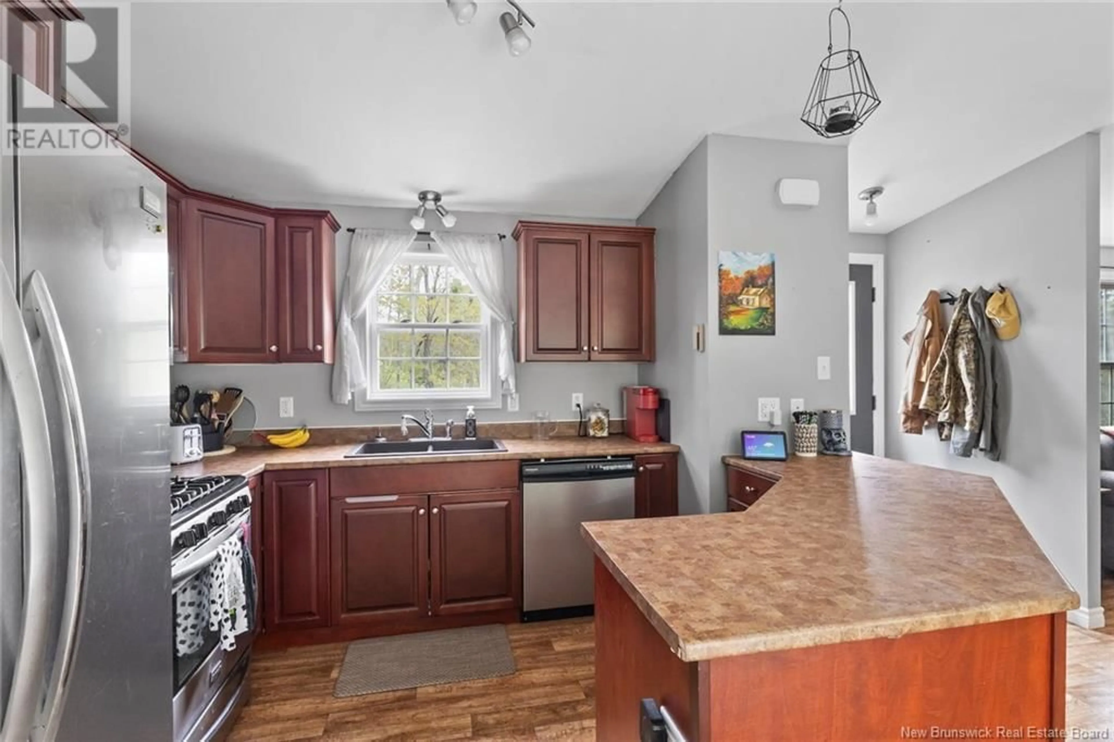 Standard kitchen, ceramic/tile floor for 520 ROUTE 102, Burton New Brunswick E2V3K2