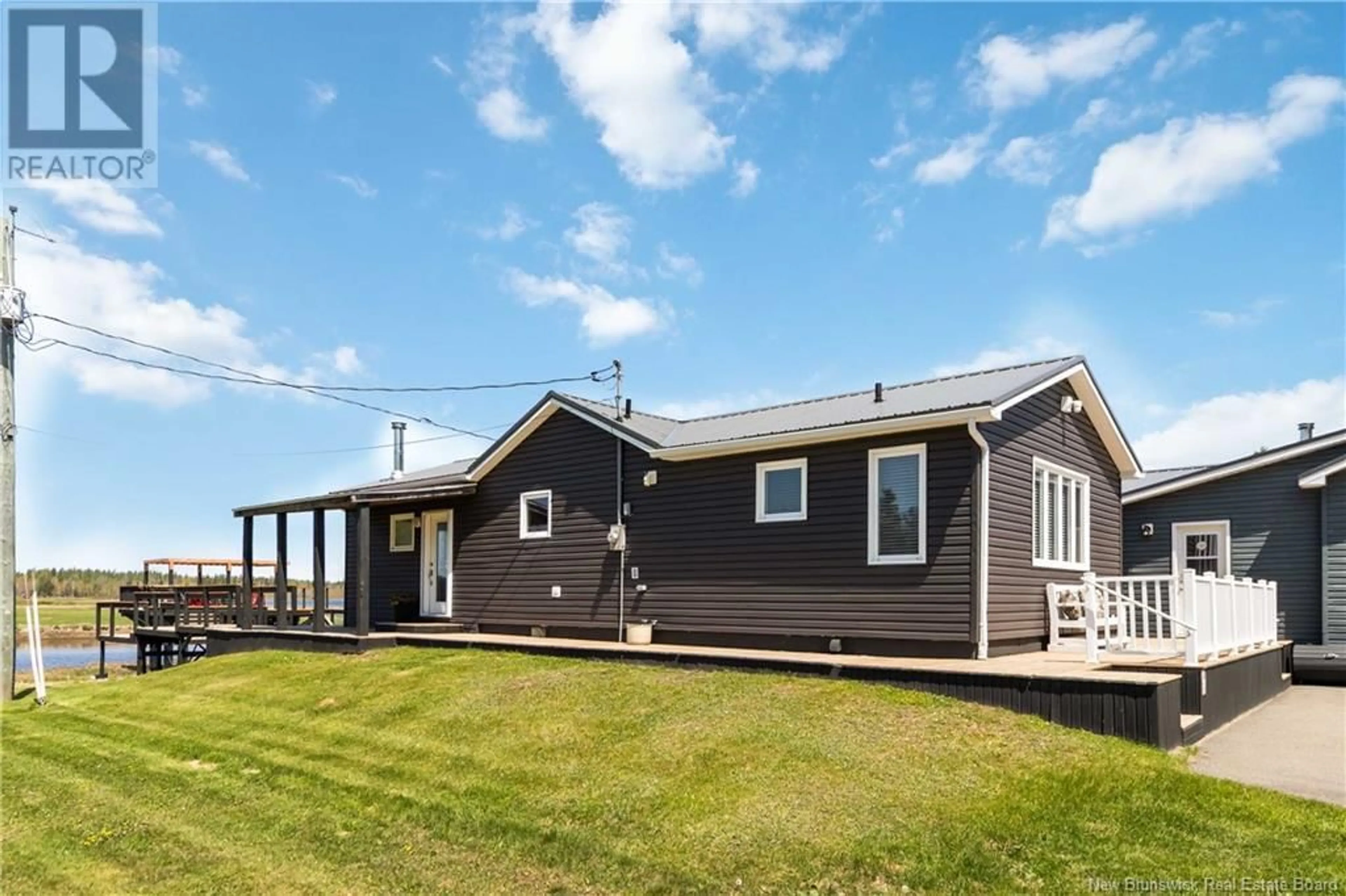 Home with vinyl exterior material, building for 158 BEDEC ROAD, Richibouctou-Village New Brunswick E4W1B2