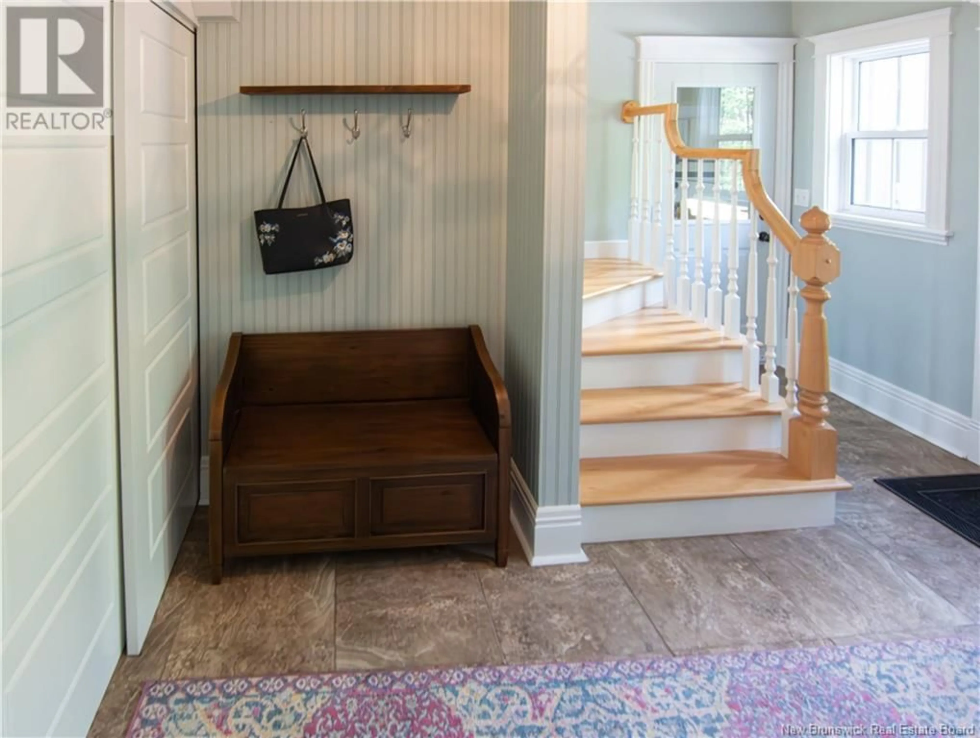 Indoor entryway for 160 BOUNDARY DRIVE, Moncton New Brunswick E1G5C5