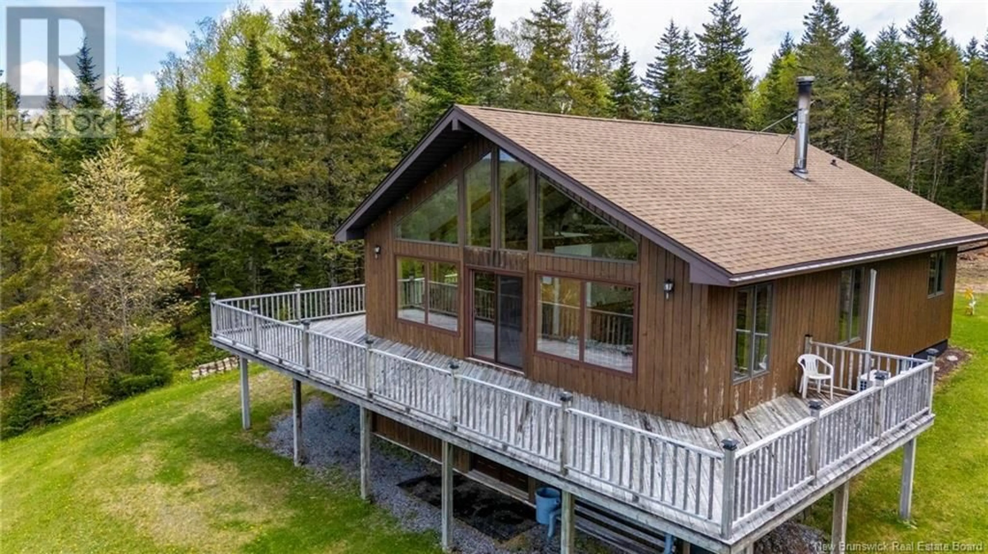 A pic from outside/outdoor area/front of a property/back of a property/a pic from drone, water/lake/river/ocean view for 50 SNOWFLAKE, Markhamville New Brunswick E2E4J3