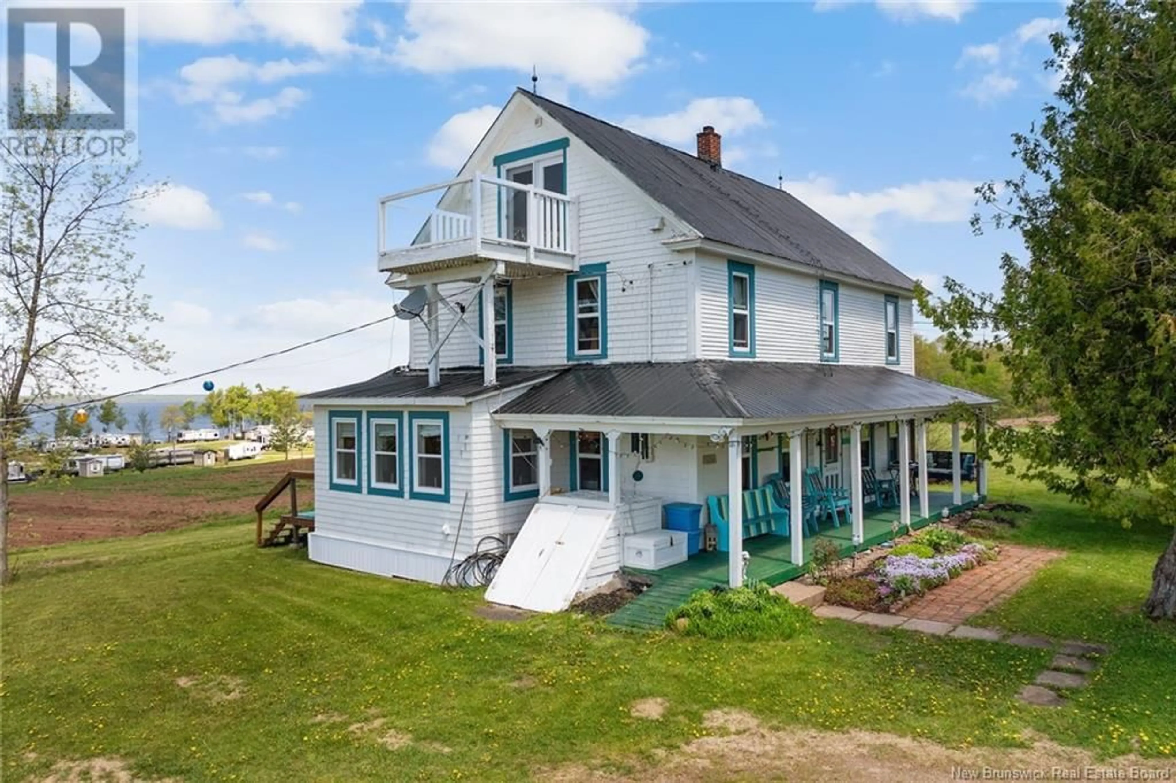 A pic from outside/outdoor area/front of a property/back of a property/a pic from drone, building for 152 MCLEAN ROAD, Cumberland Bay New Brunswick E4A3K1