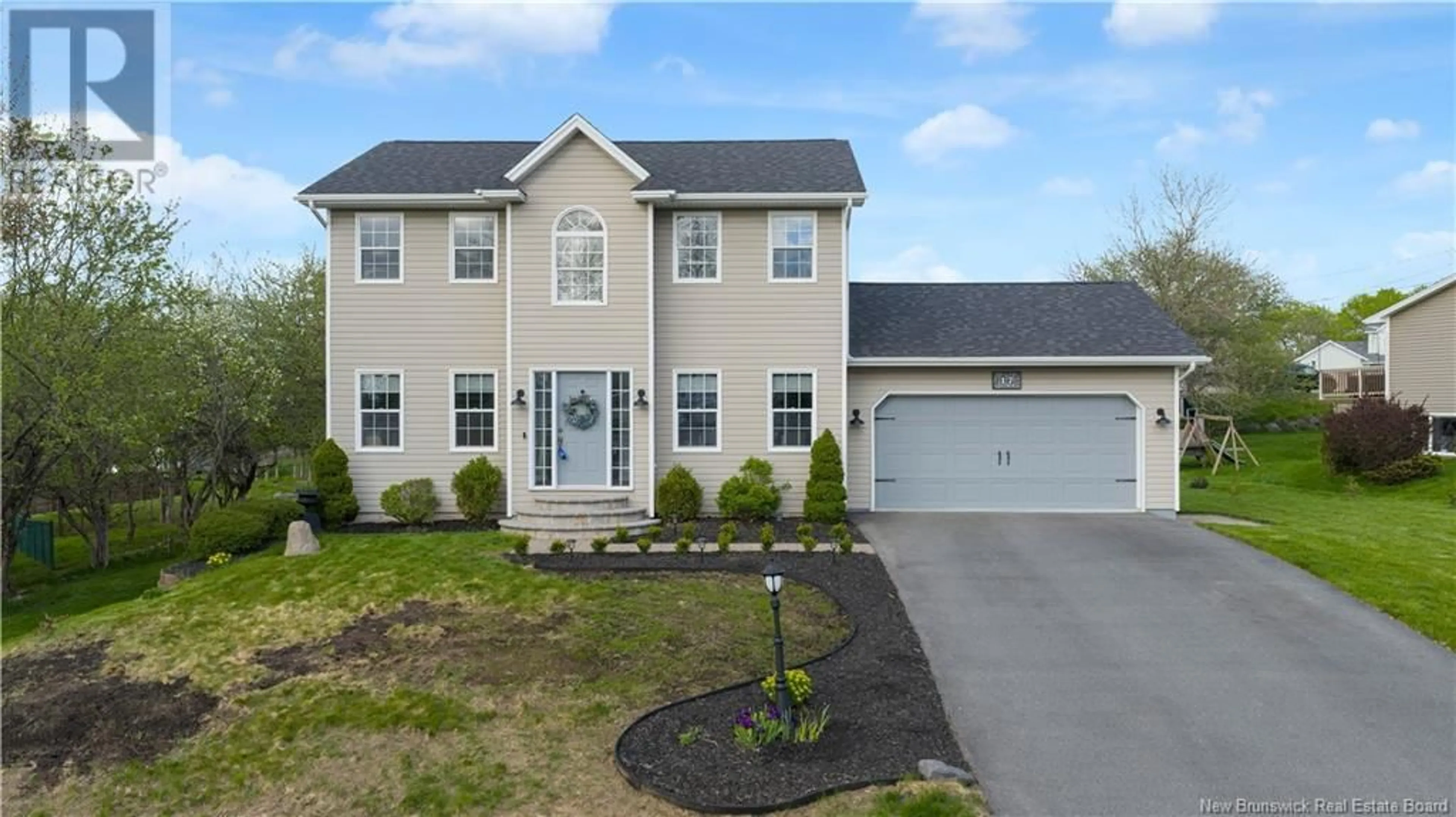 Home with vinyl exterior material, street for 17 FIREWEED DRIVE, Quispamsis New Brunswick E2E5Z8