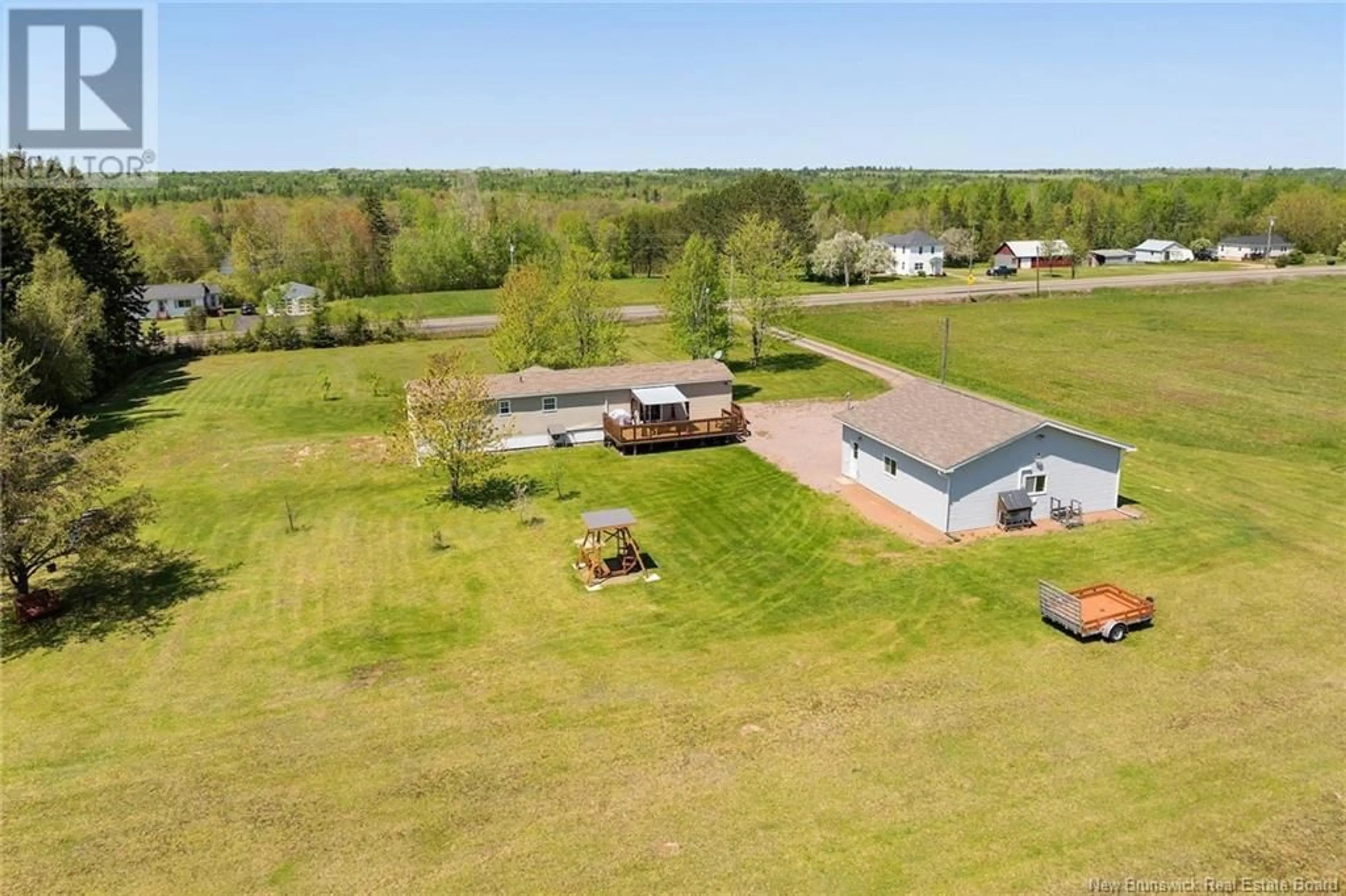 A pic from outside/outdoor area/front of a property/back of a property/a pic from drone, building for 9103 ROUTE 10, Cumberland Bay New Brunswick E4A3E8